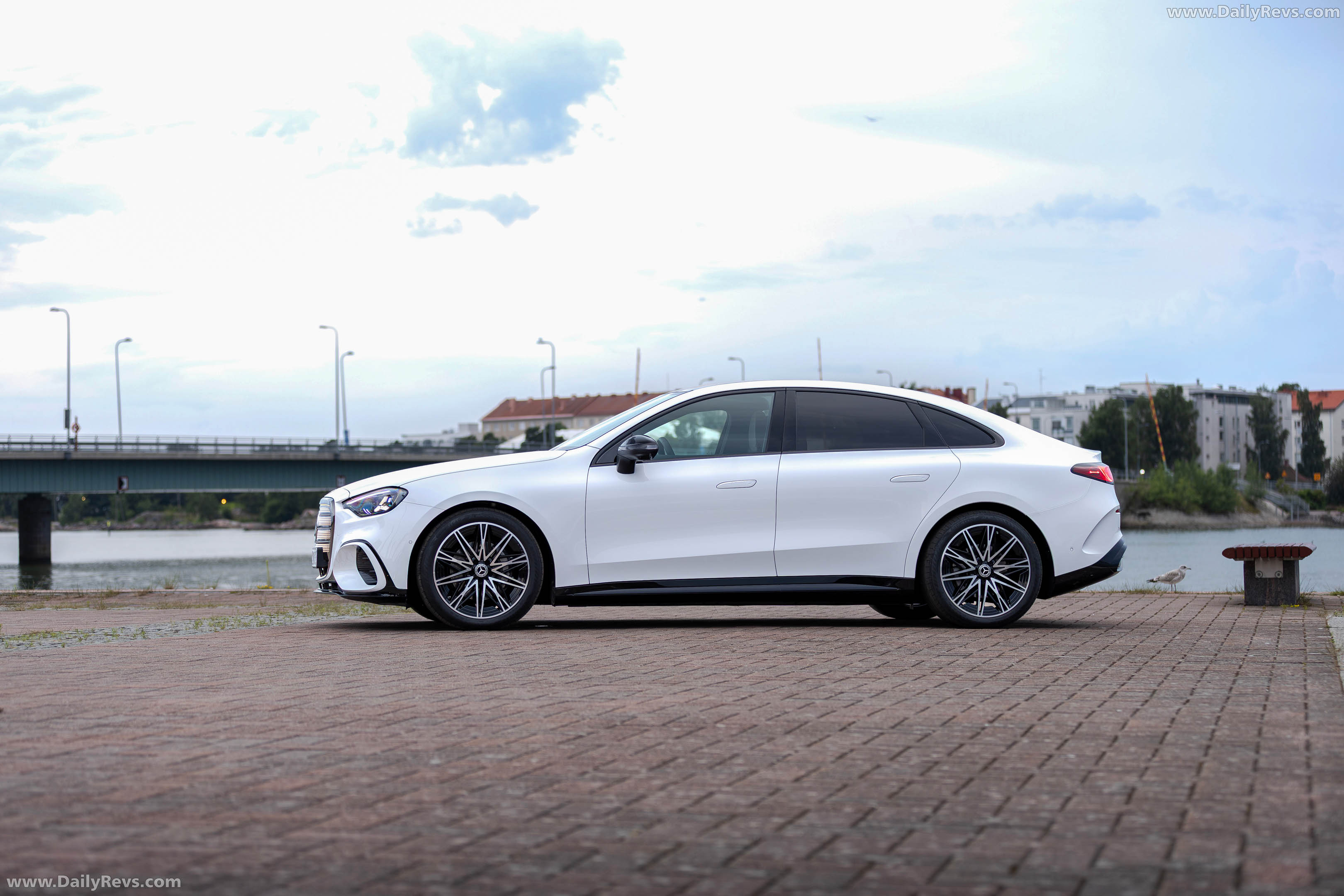 2027 Mercedes-Benz C 400 Electric W540 Side View