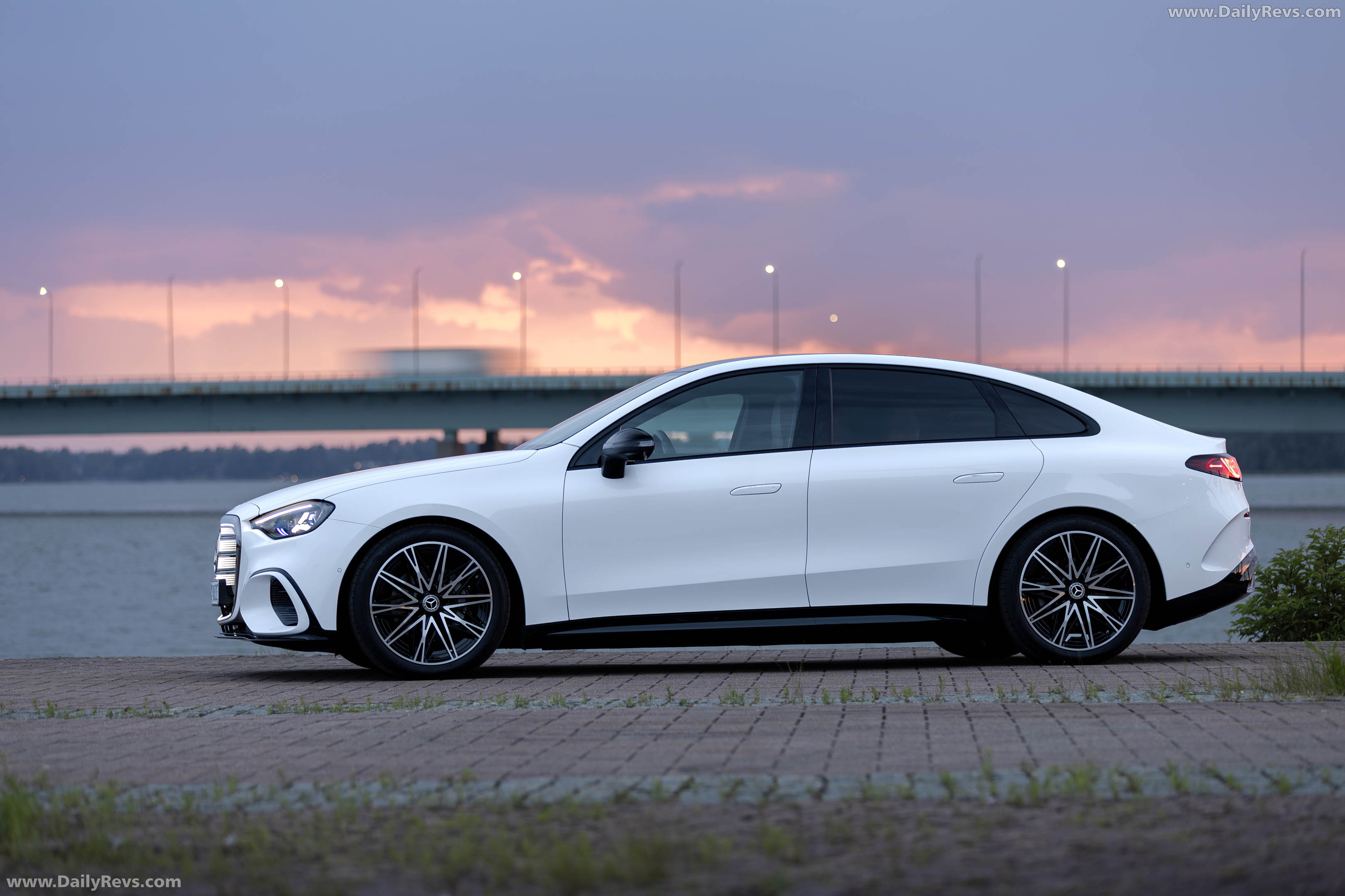 2027 Mercedes-Benz C 400 Electric W540 Side View