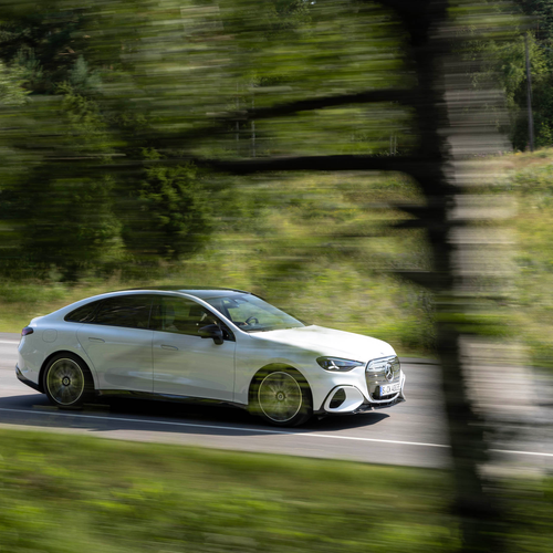 2027 Mercedes-Benz C 400 Electric W540 Side View