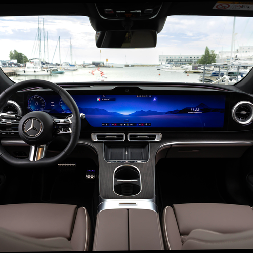 2027 Mercedes-Benz C 400 Electric W540 Interior