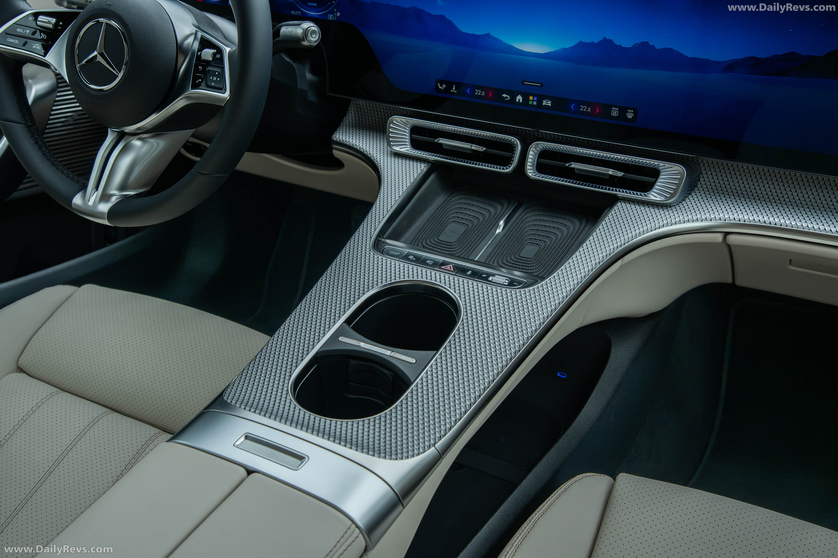2027 Mercedes-Benz C 400 Electric W540 Twilight Blue Interior