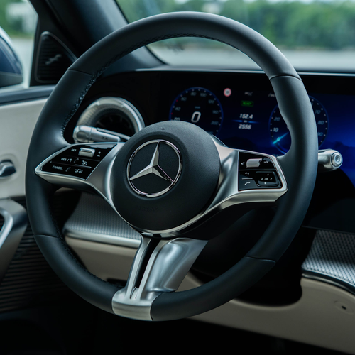 2027 Mercedes-Benz C 400 Electric W540 Twilight Blue Interior