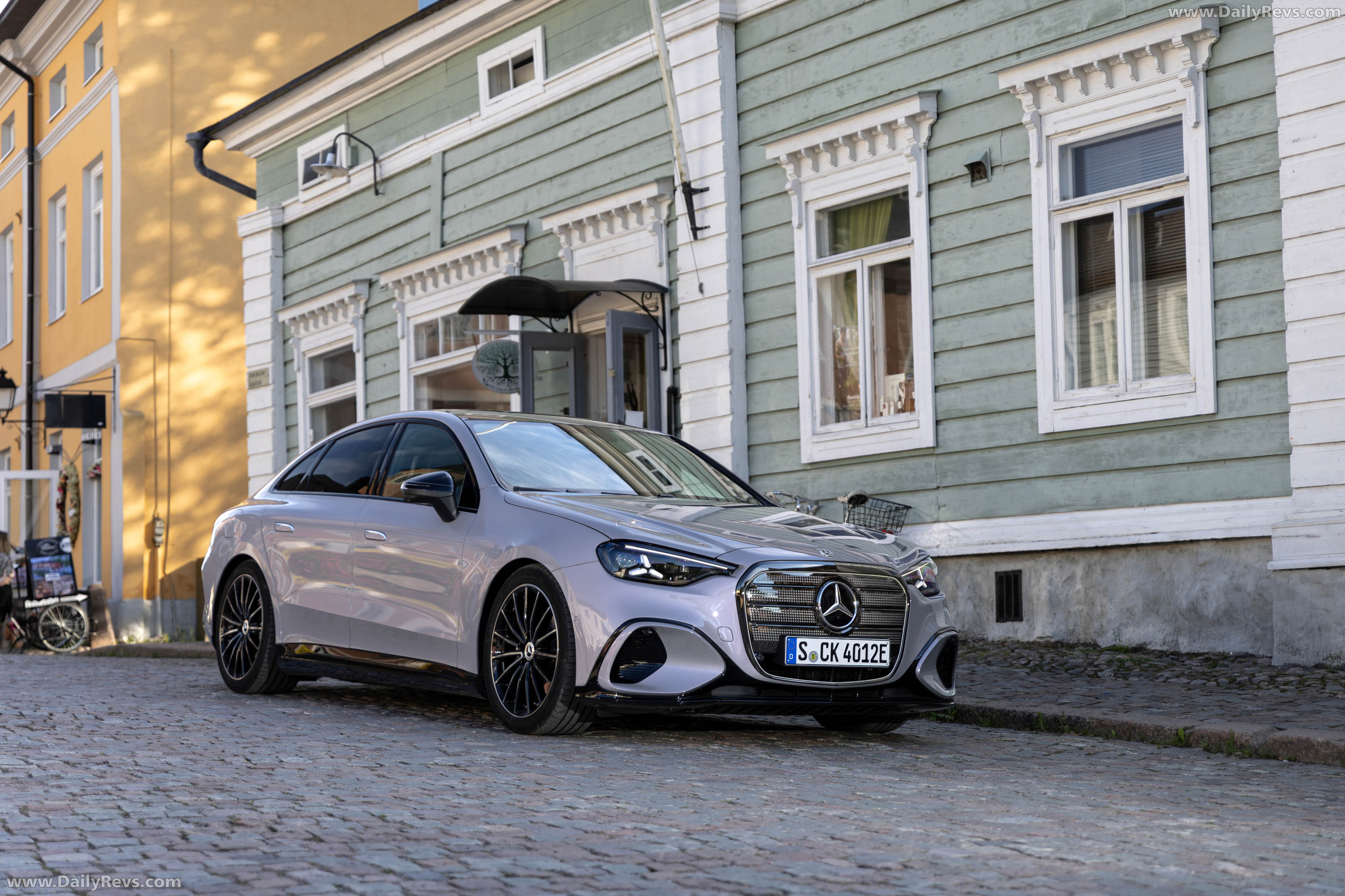 2027 Mercedes-Benz C 400 Electric W540 Miami Silver Front View