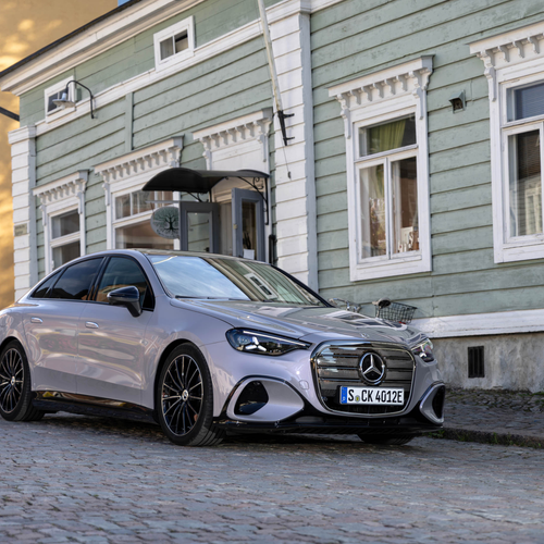 2027 Mercedes-Benz C 400 Electric W540 Miami Silver Front View