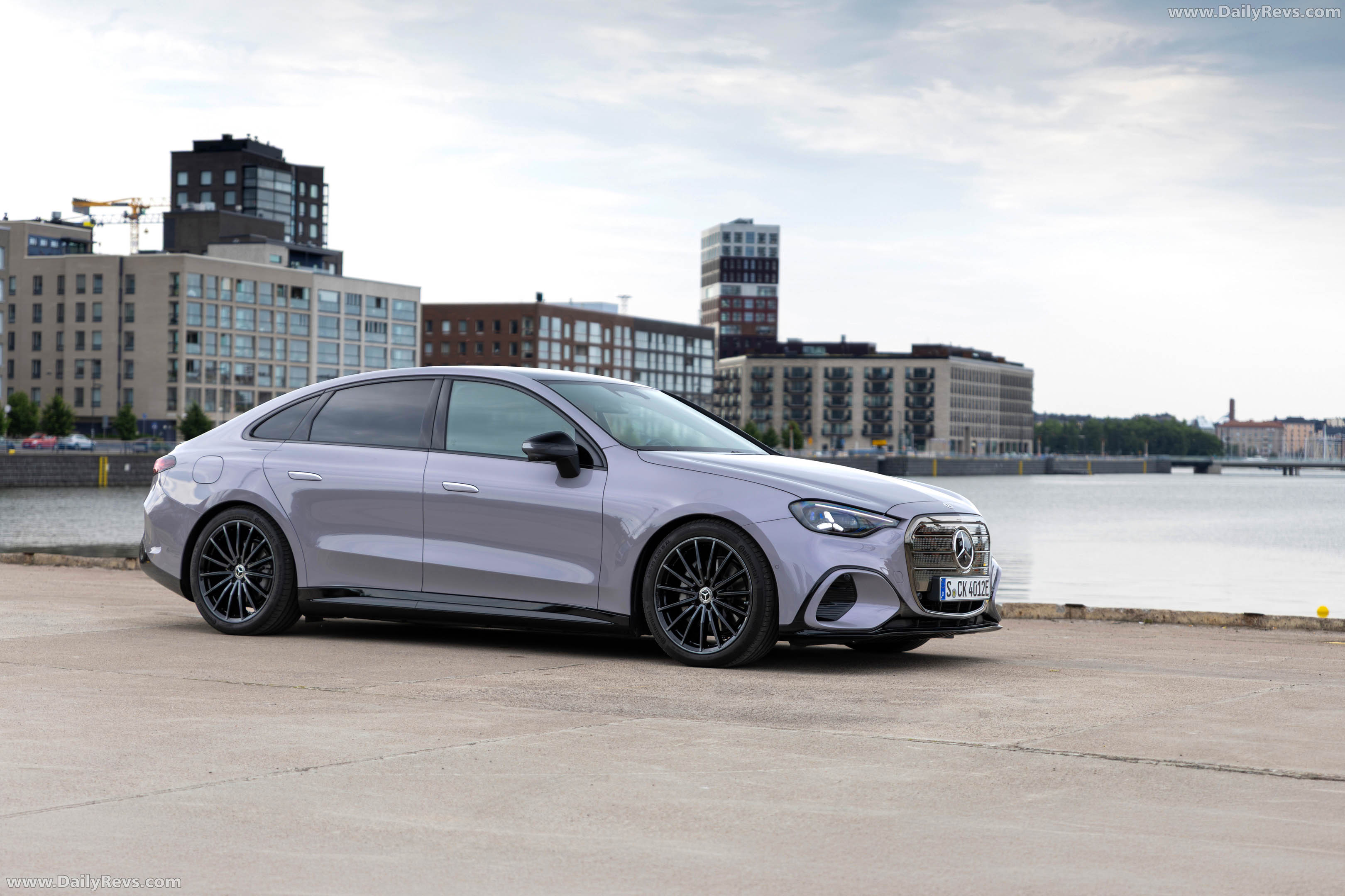 2027 Mercedes-Benz C 400 Electric W540 Miami Silver Front View