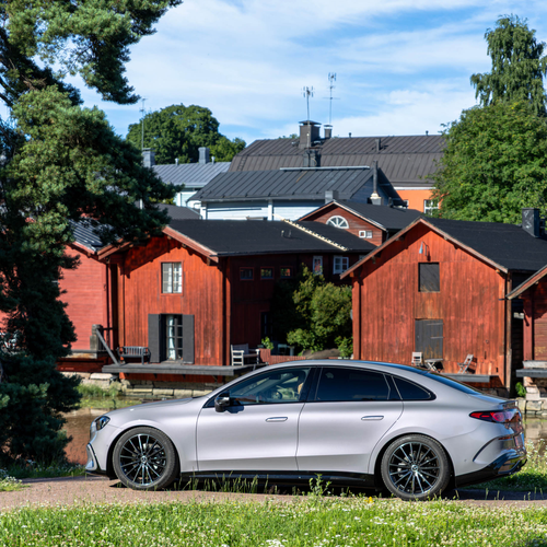 2027 Mercedes-Benz C 400 Electric W540 Miami Silver Side View