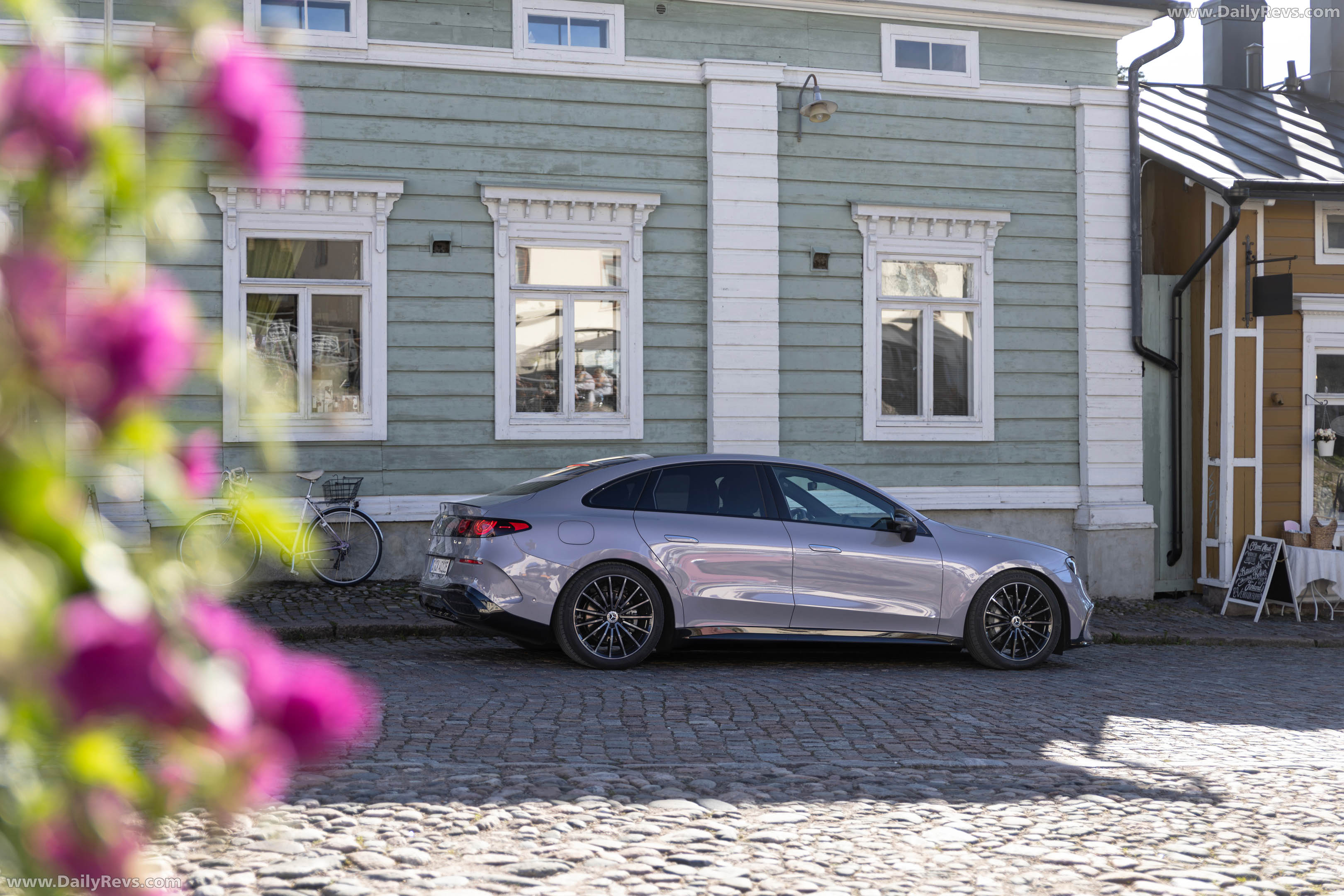 2027 Mercedes-Benz C 400 Electric W540 Miami Silver Side View
