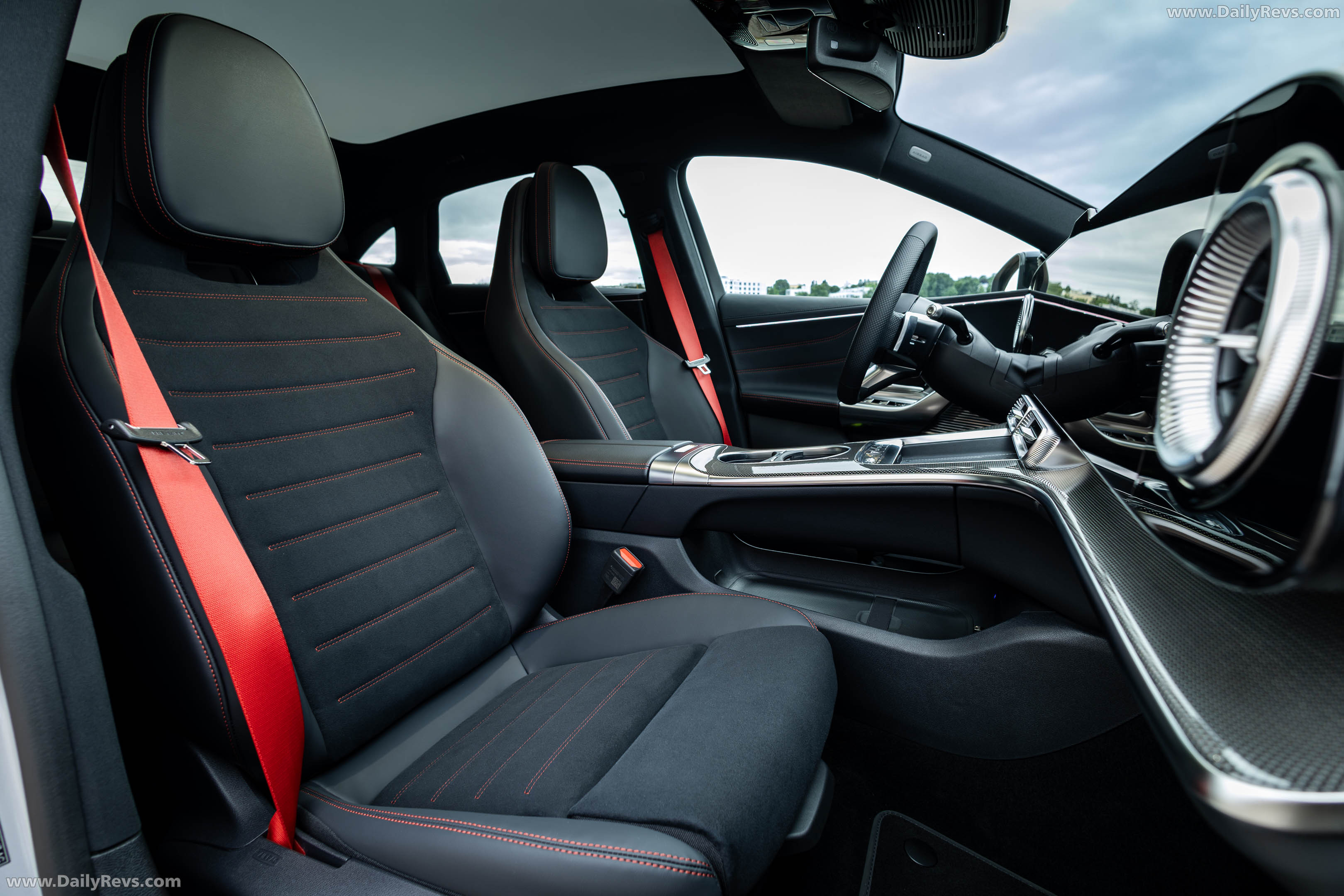 2027 Mercedes-Benz C 400 Electric W540 Miami Silver Interior