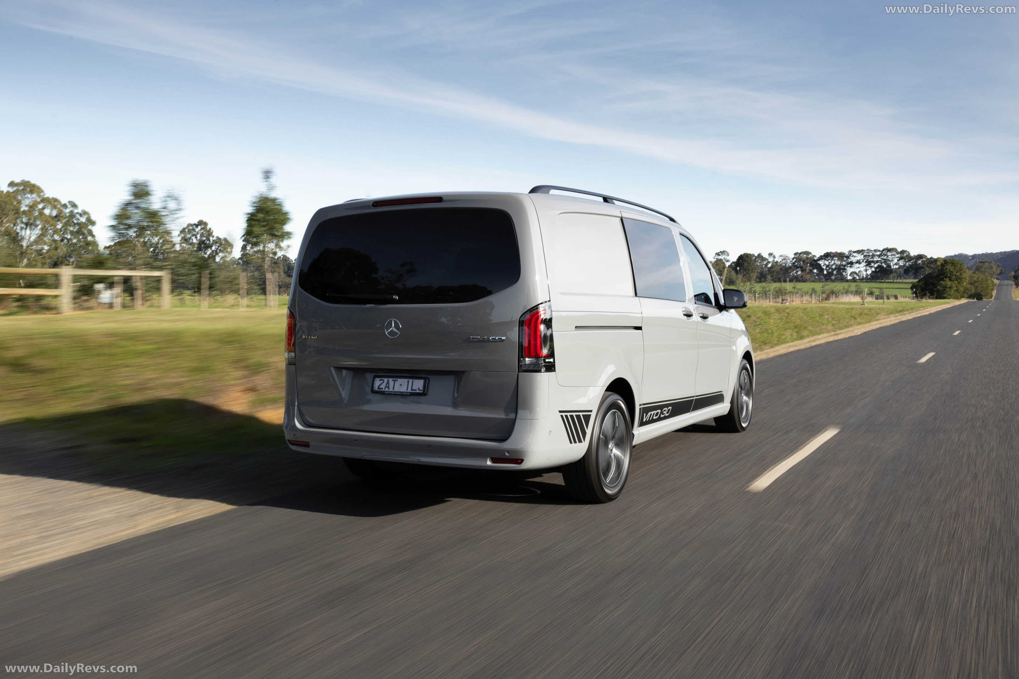 2026 Mercedes-Benz Vito 30th Anniversary Edition Rear View