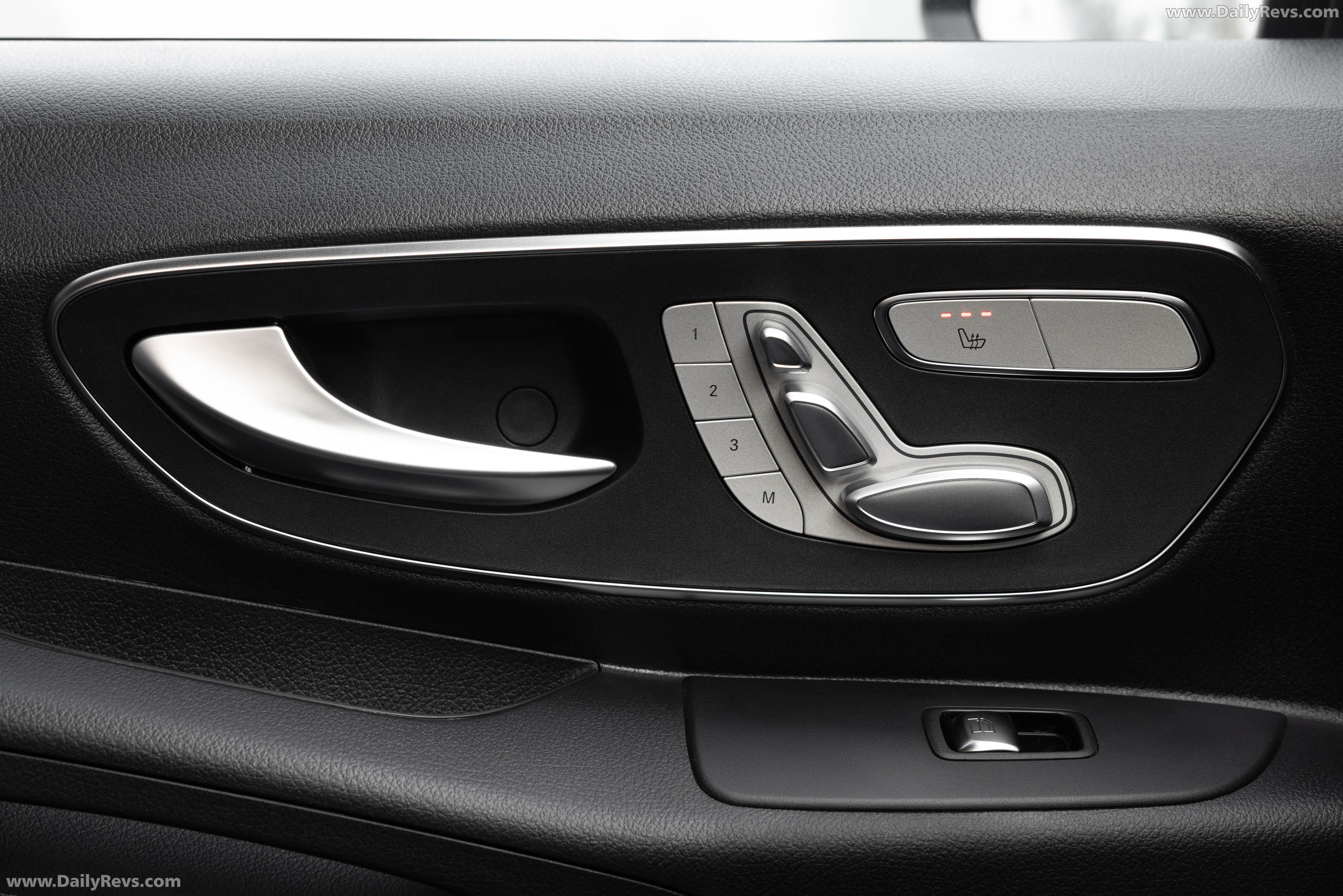 2026 Mercedes-Benz Vito 30th Anniversary Edition Interior