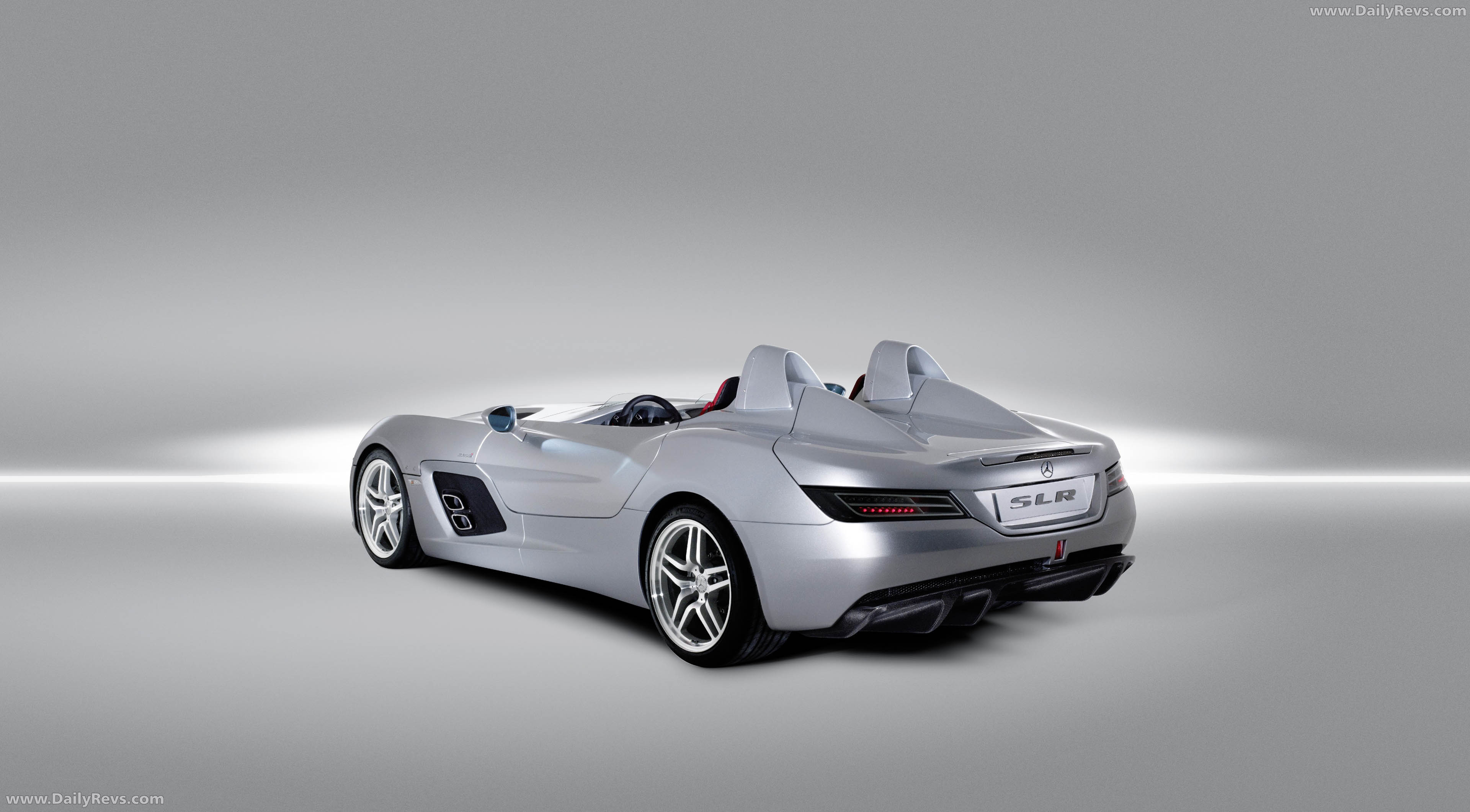 2009 Mercedes-Benz SLR Stirling Moss Z199 Rear View