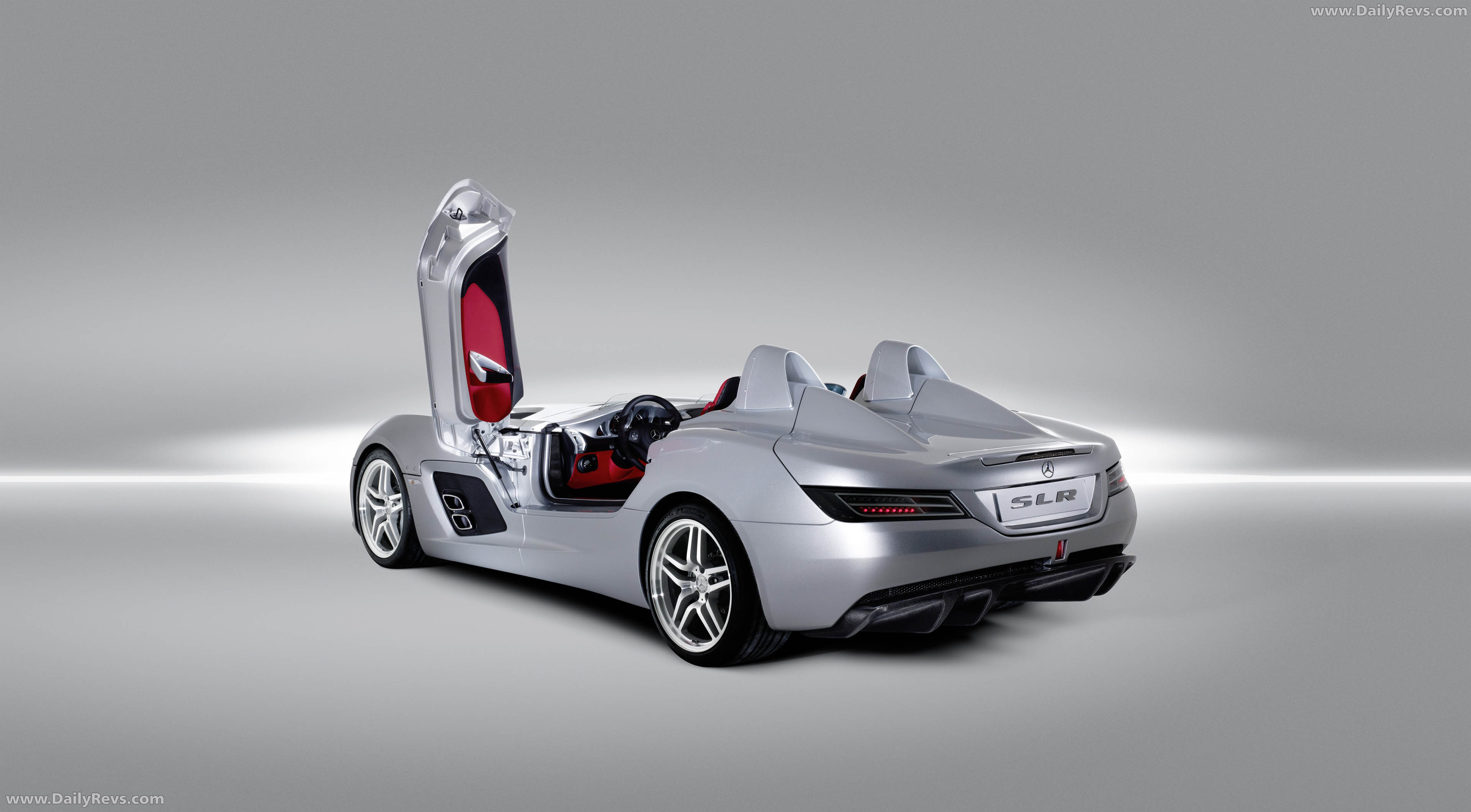 2009 Mercedes-Benz SLR Stirling Moss Z199 Rear View