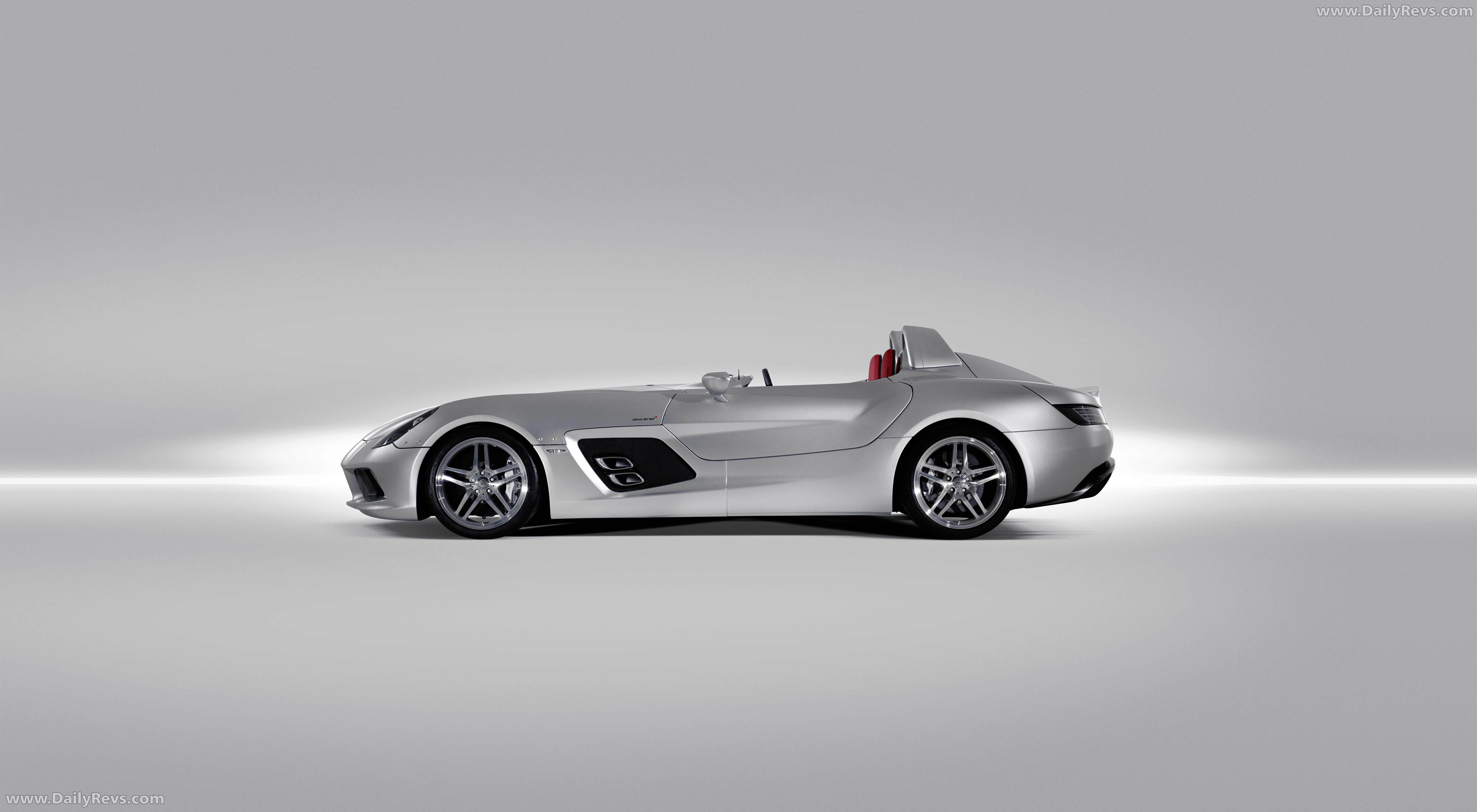 2009 Mercedes-Benz SLR Stirling Moss Z199 Side View