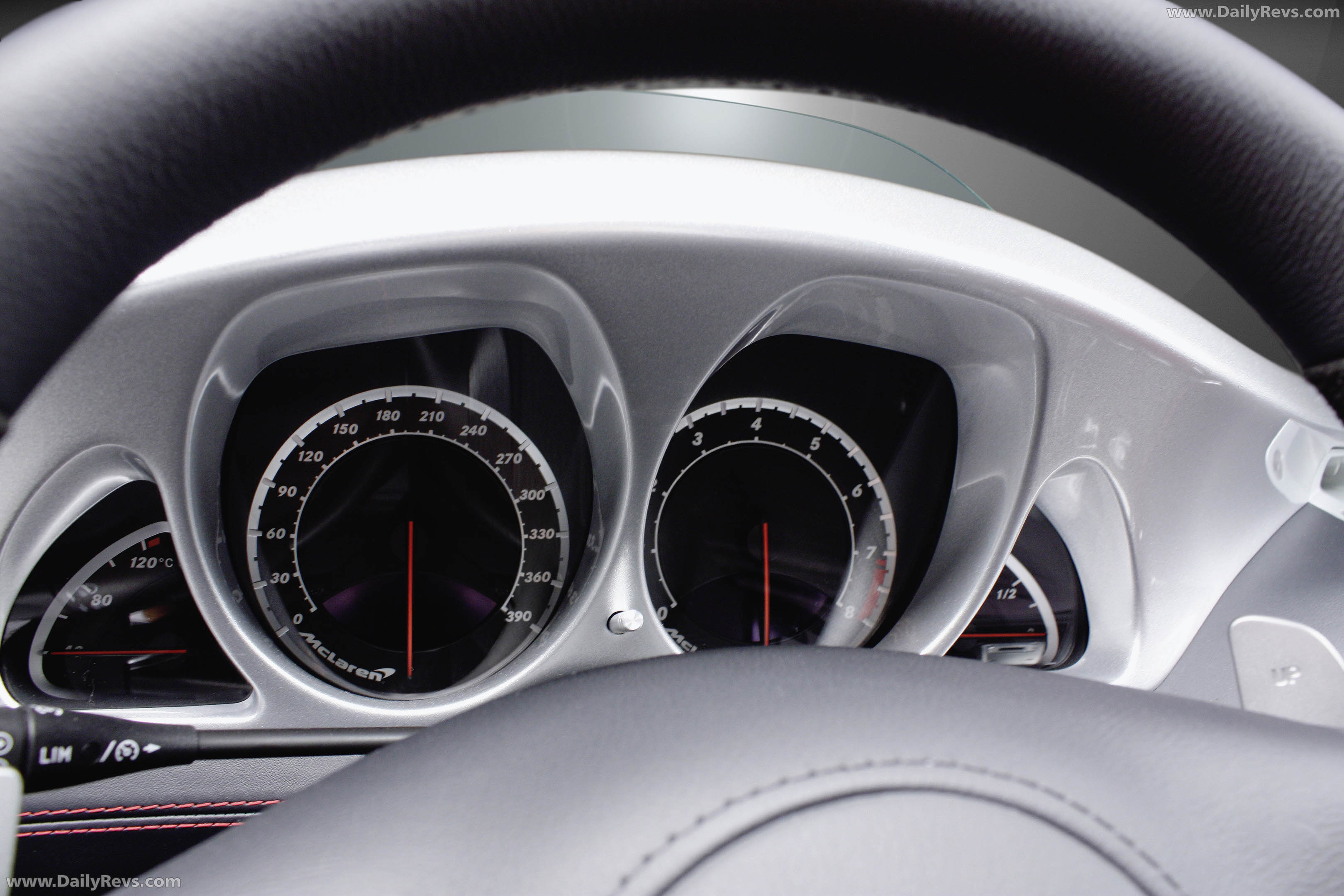 2009 Mercedes-Benz SLR Stirling Moss Z199 Interior