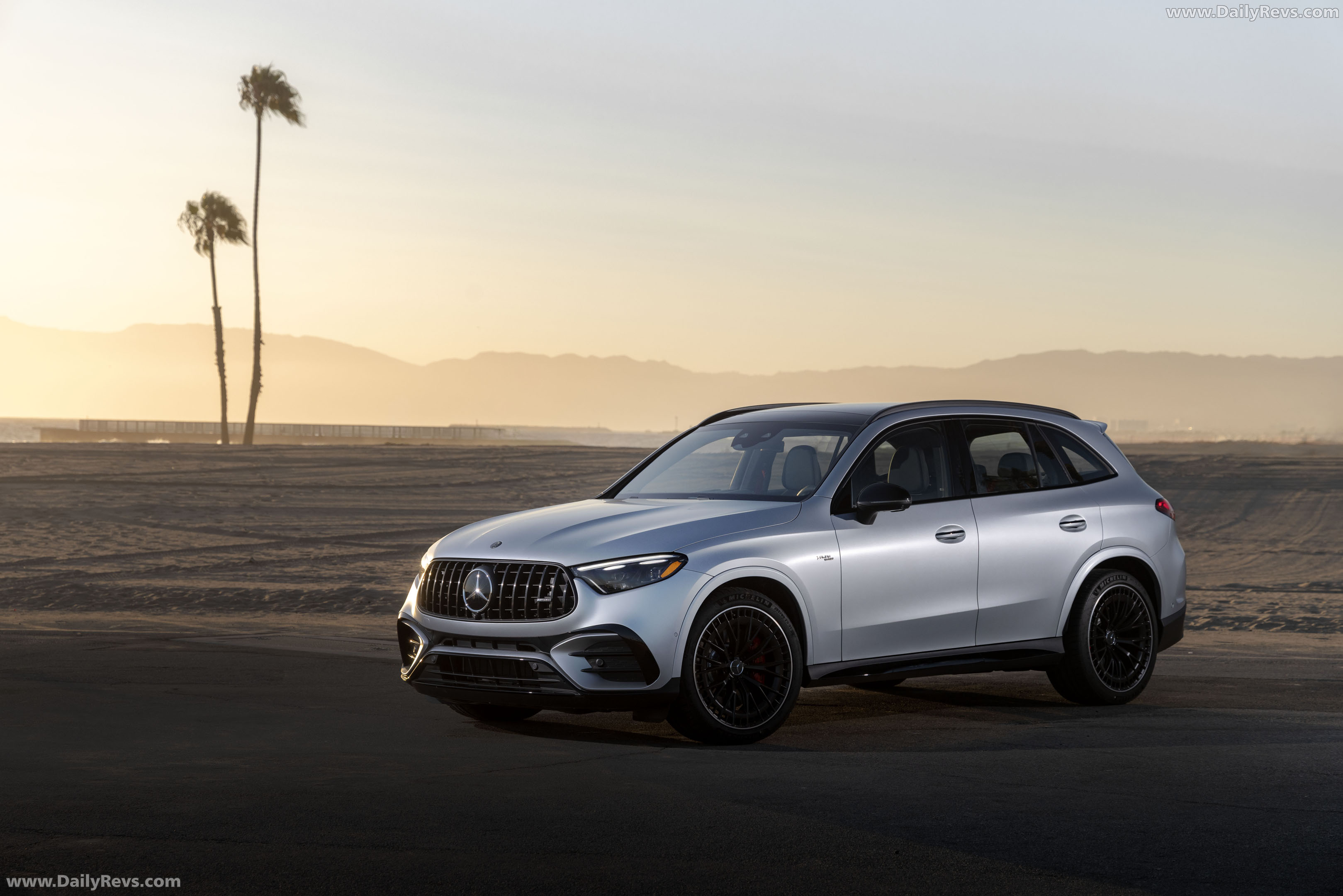 2027 Mercedes-Benz GLC 53 AMG X254 US Version Front View