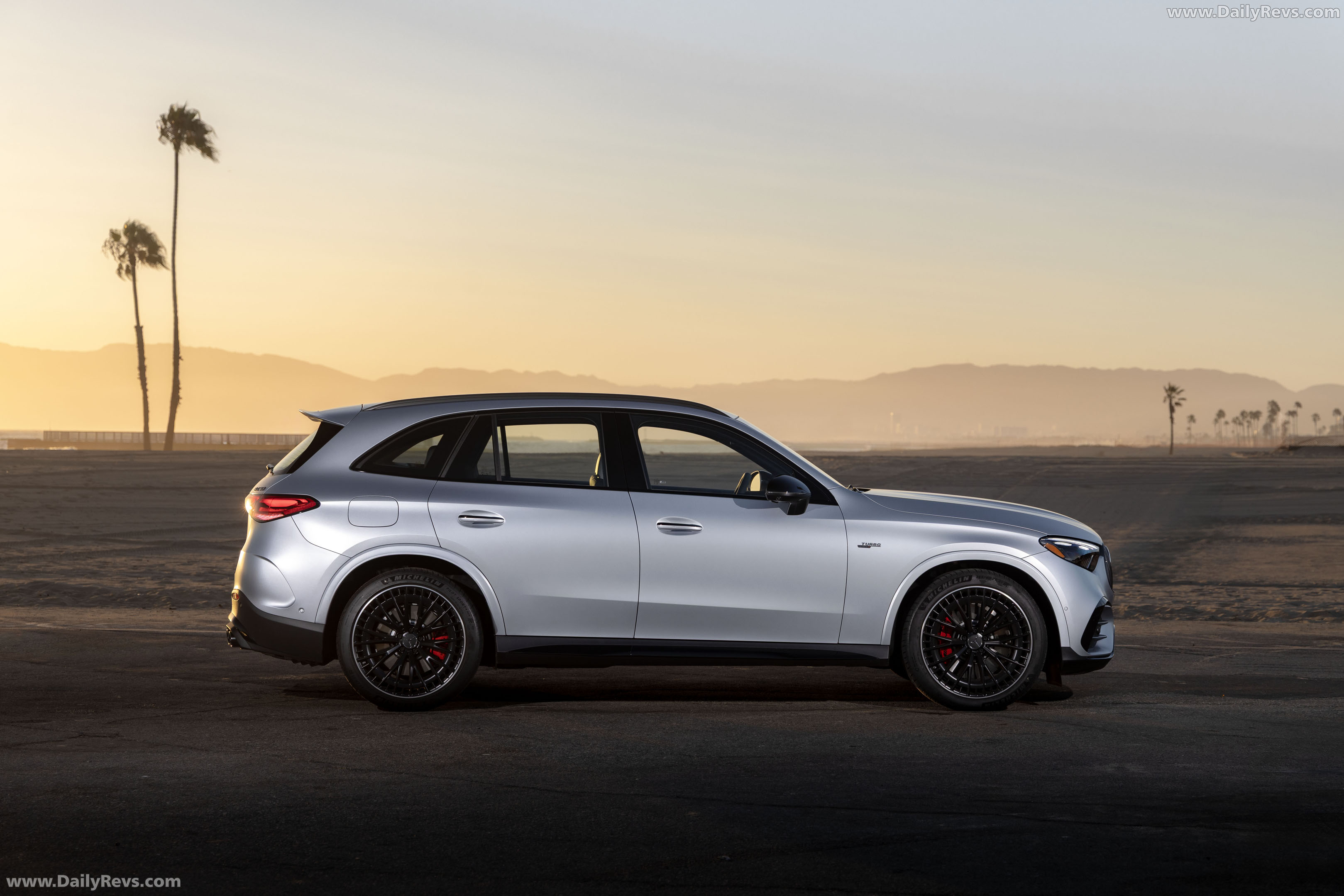 2027 Mercedes-Benz GLC 53 AMG X254 US Version Side View