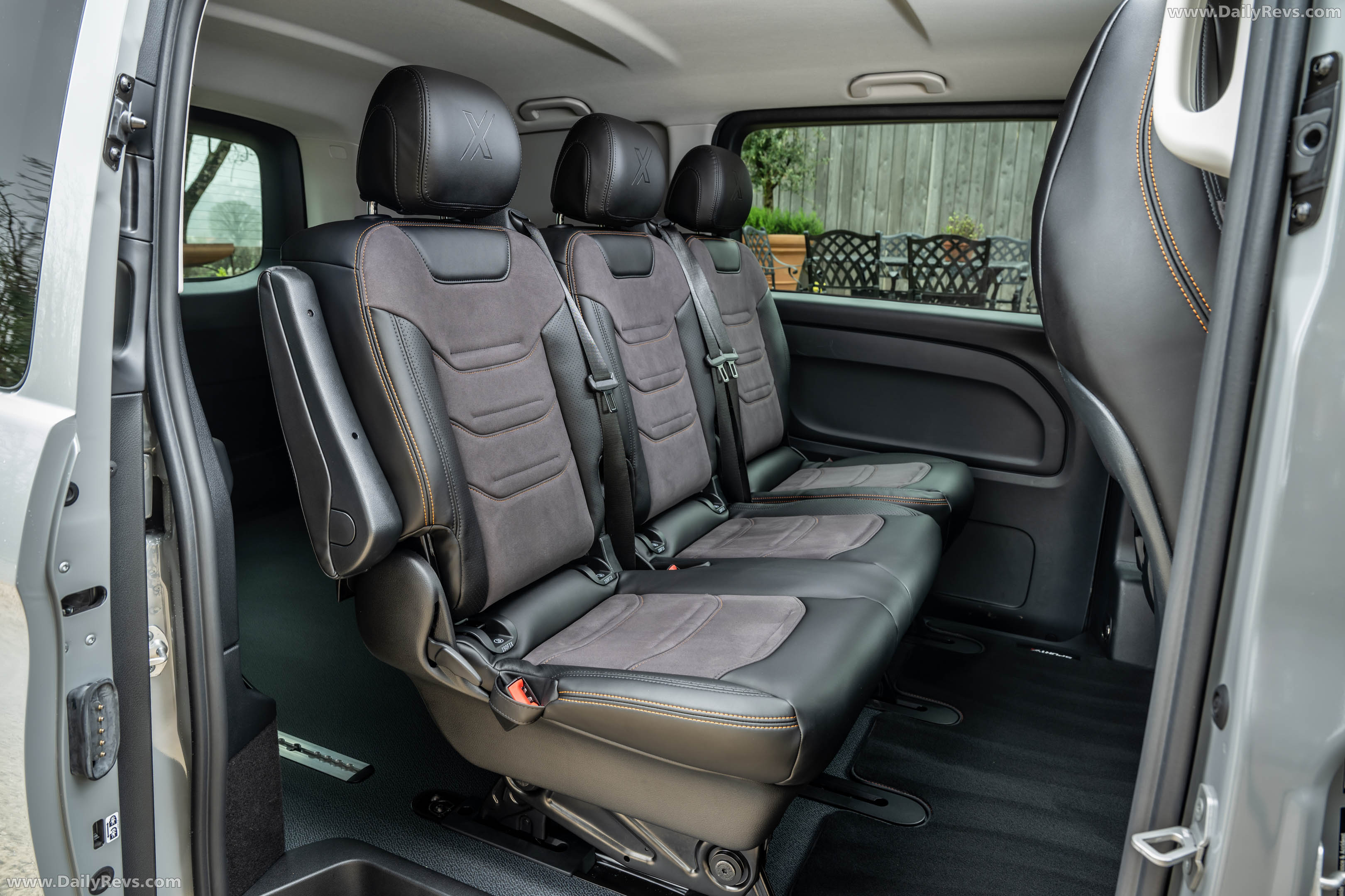 2026 Mercedes-Benz Vito Sport-X Interior