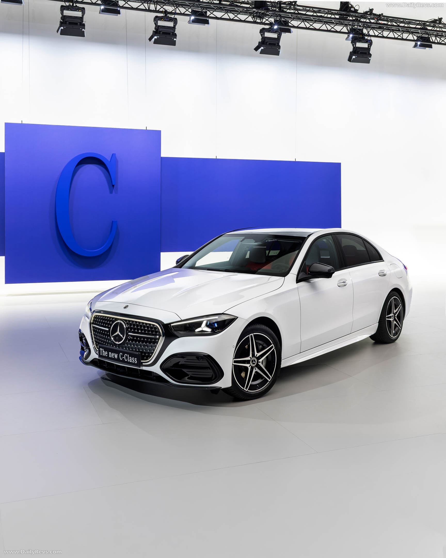 2027 Mercedes-Benz C 400e W206 Front View