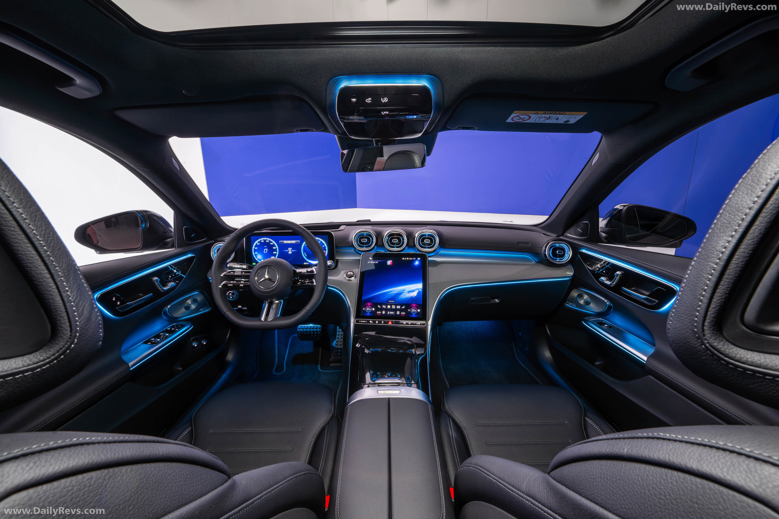 2027 Mercedes-Benz C 400 e Estate S206 Interior