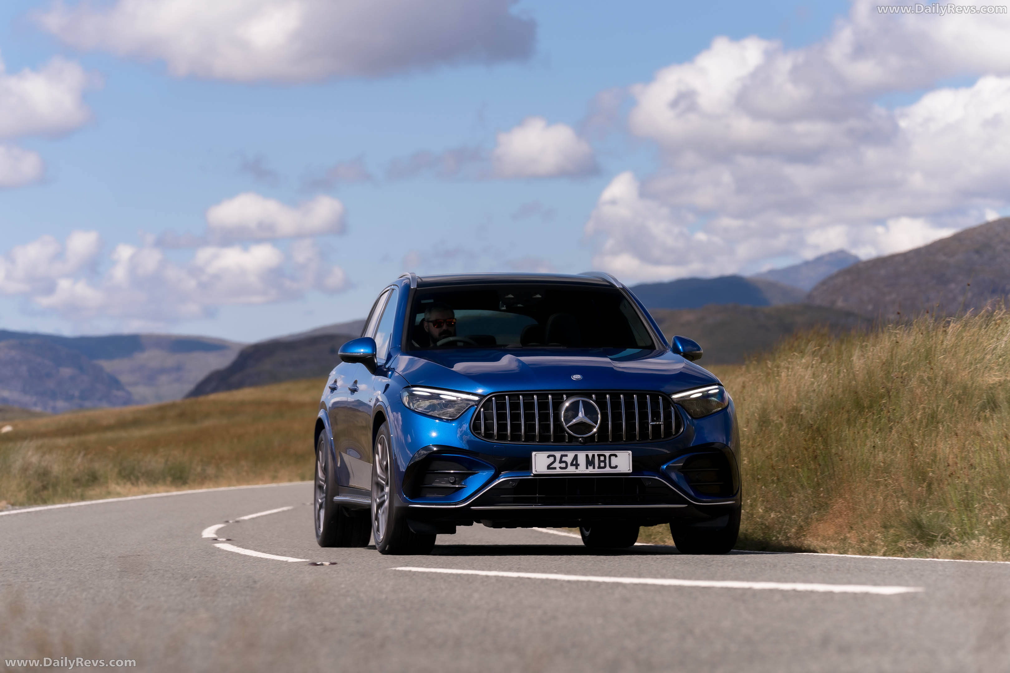 2027 Mercedes-Benz GLC 53 AMG X254 UK Version Front View