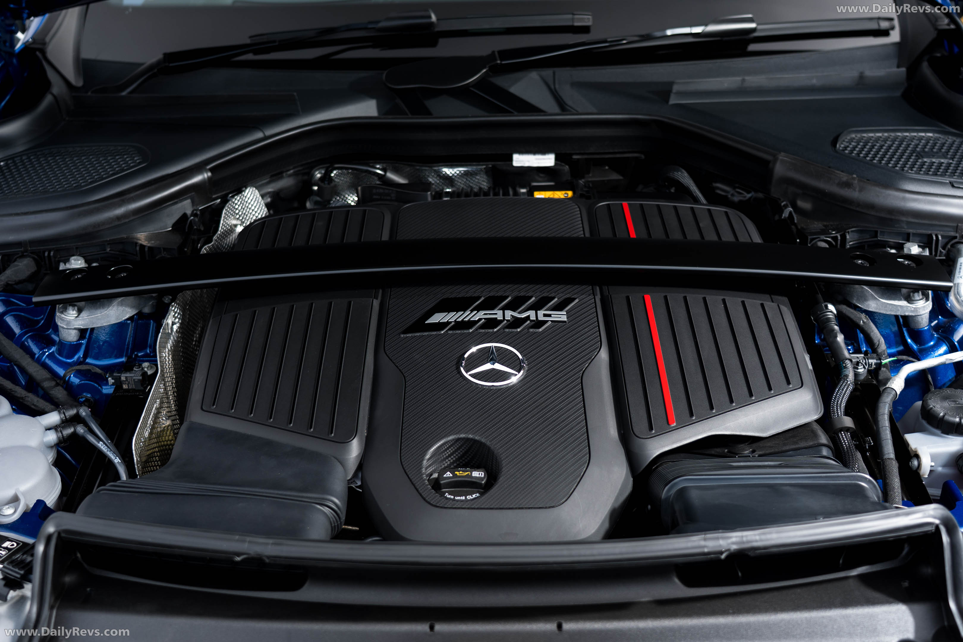 2027 Mercedes-Benz GLC 53 AMG X254 UK Version Engine