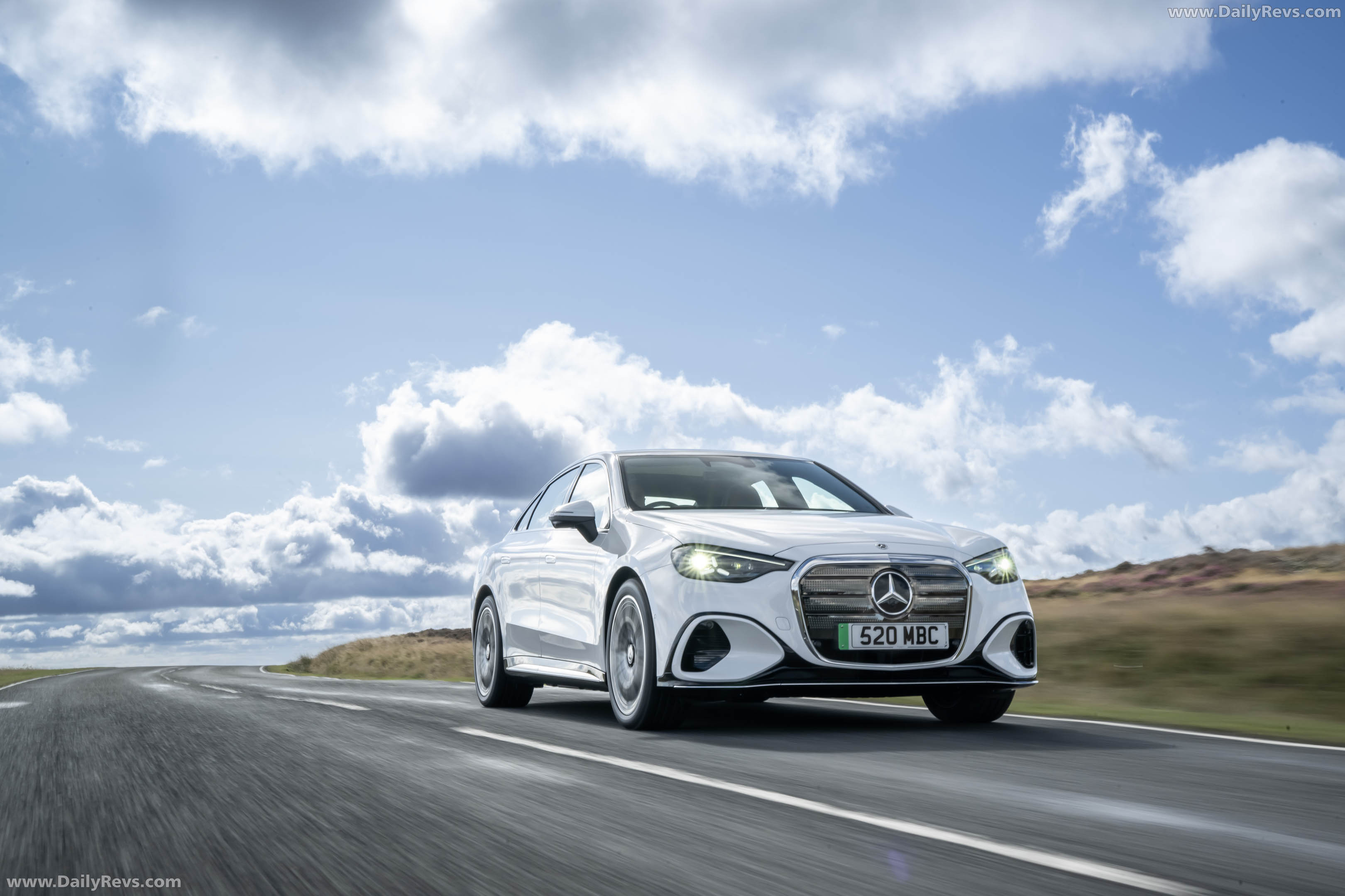 2027 Mercedes-Benz C-Class Electric W540 UK Version Front View