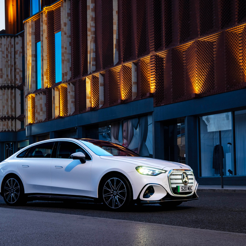 2027 Mercedes-Benz C-Class Electric W540 UK Version Front View
