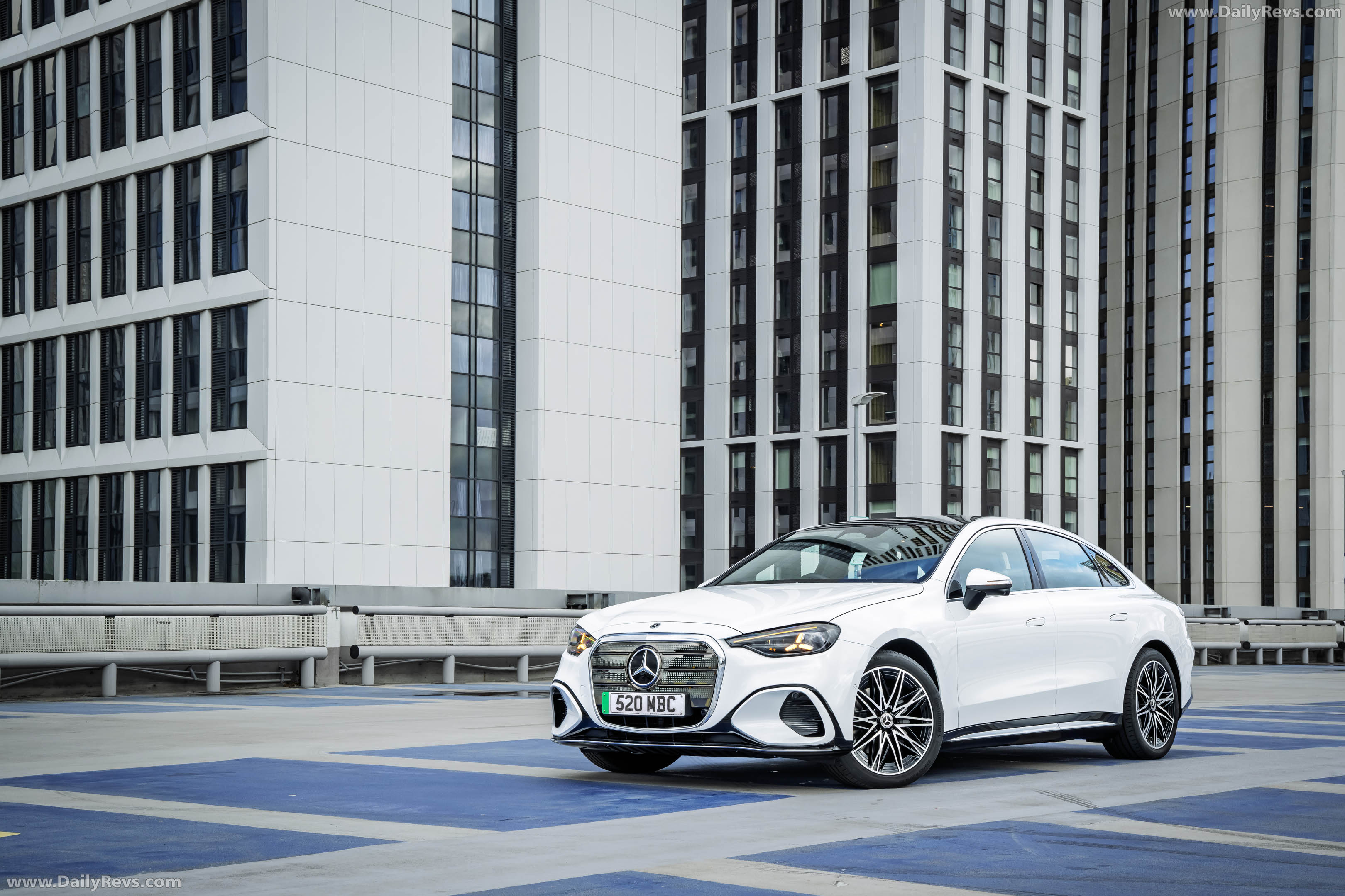 2027 Mercedes-Benz C-Class Electric W540 UK Version Front View