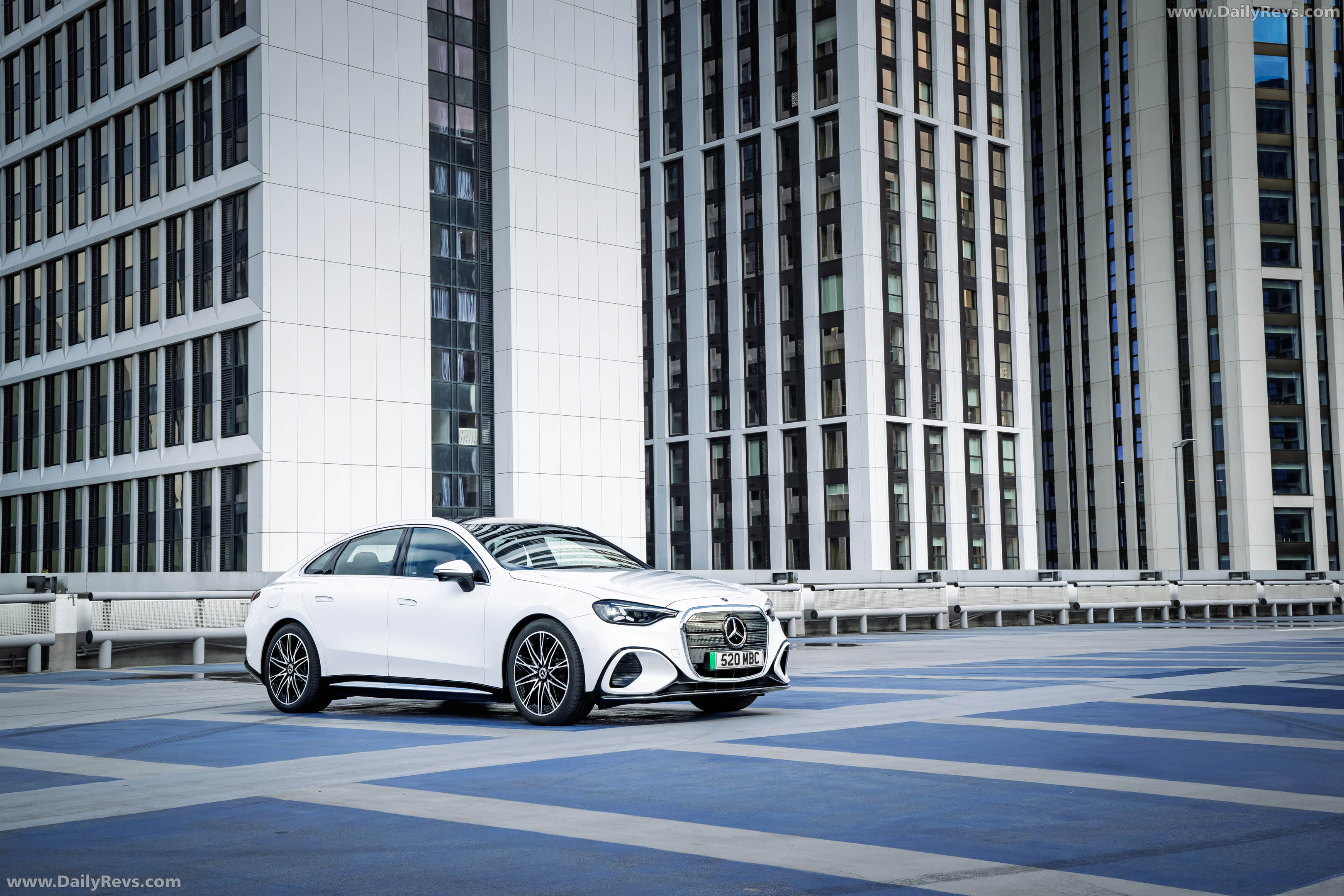 2027 Mercedes-Benz C-Class Electric W540 UK Version Front View
