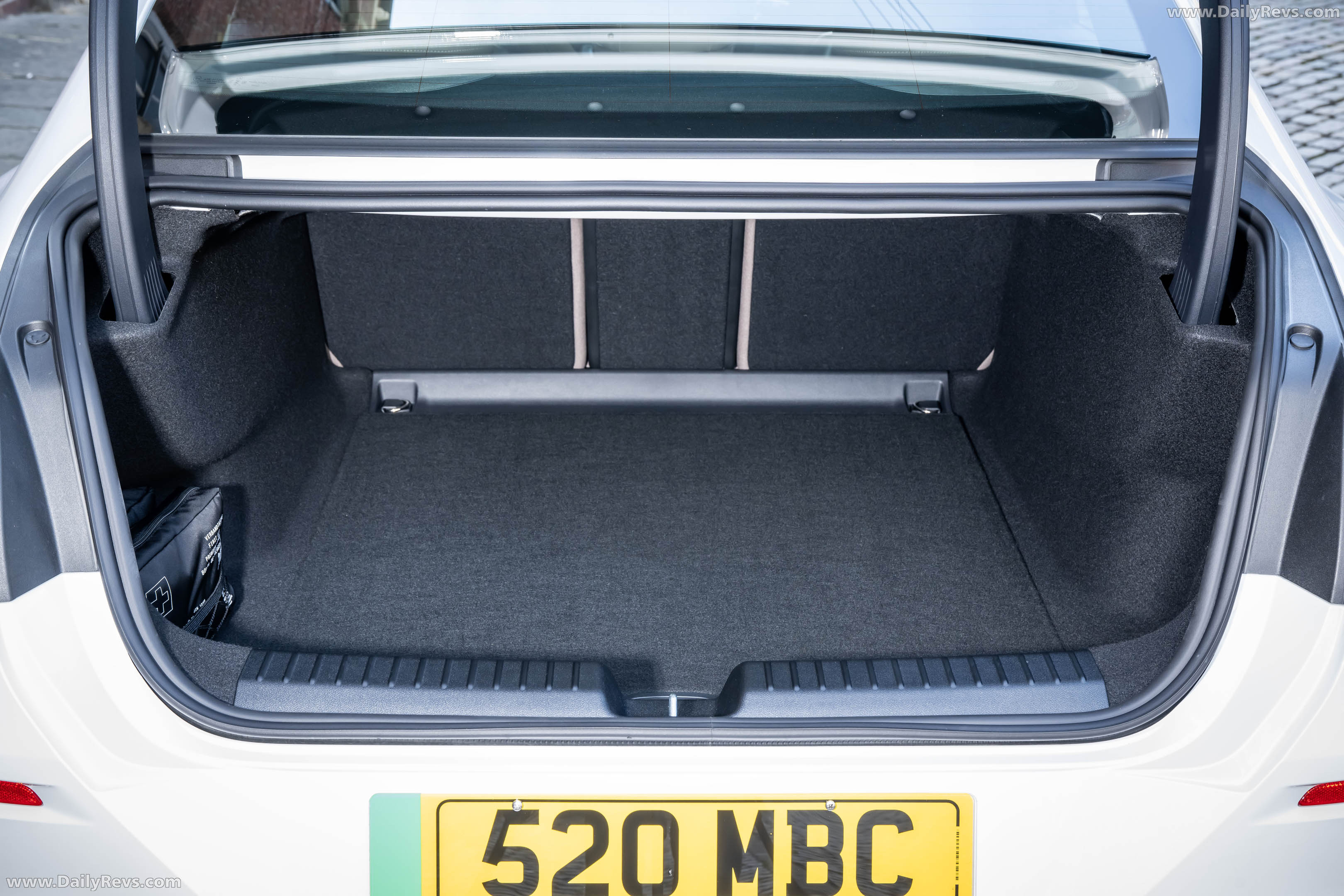 2027 Mercedes-Benz C-Class Electric W540 UK Version Interior
