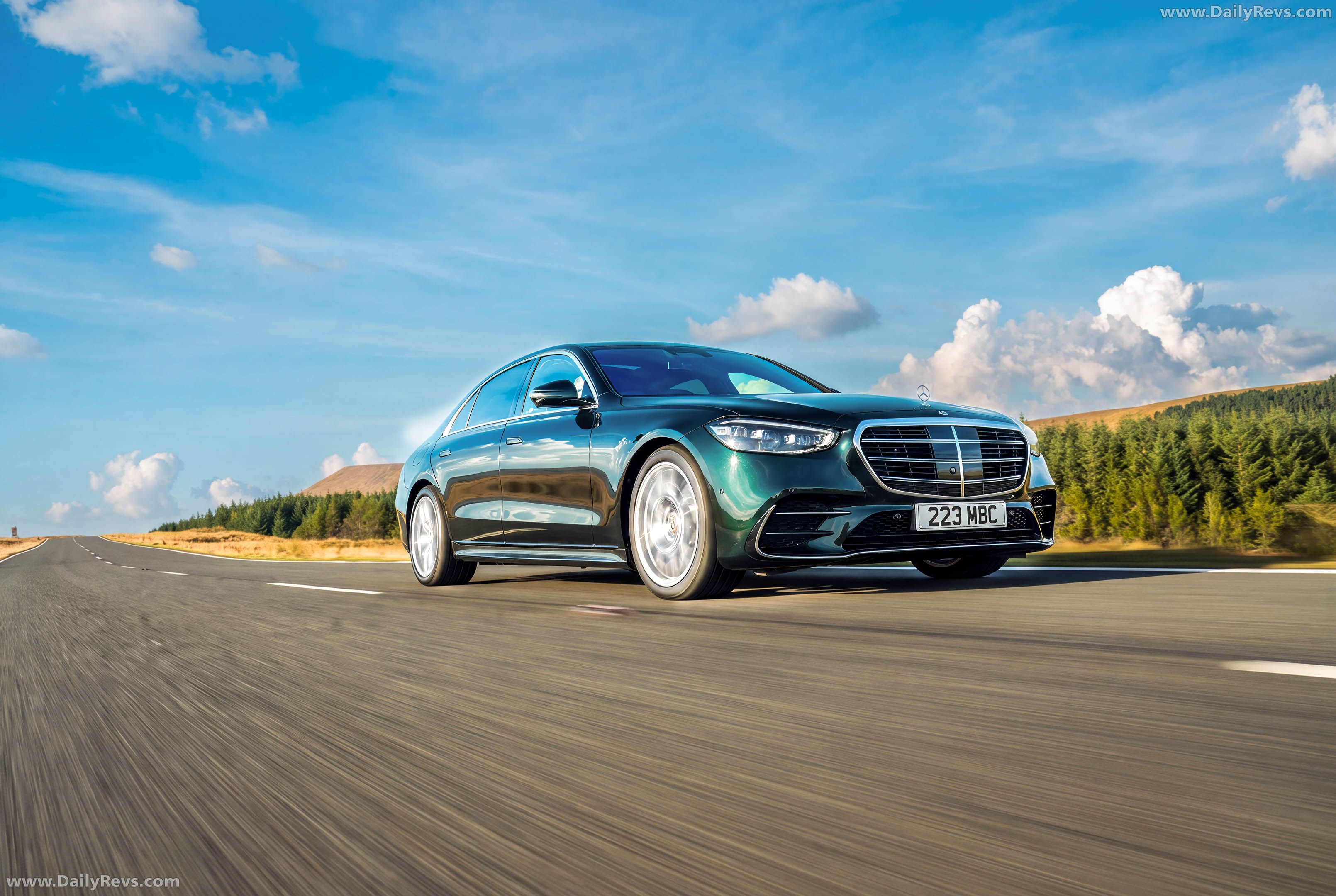 2027 Mercedes-Benz S-Class W223 UK Version Front View