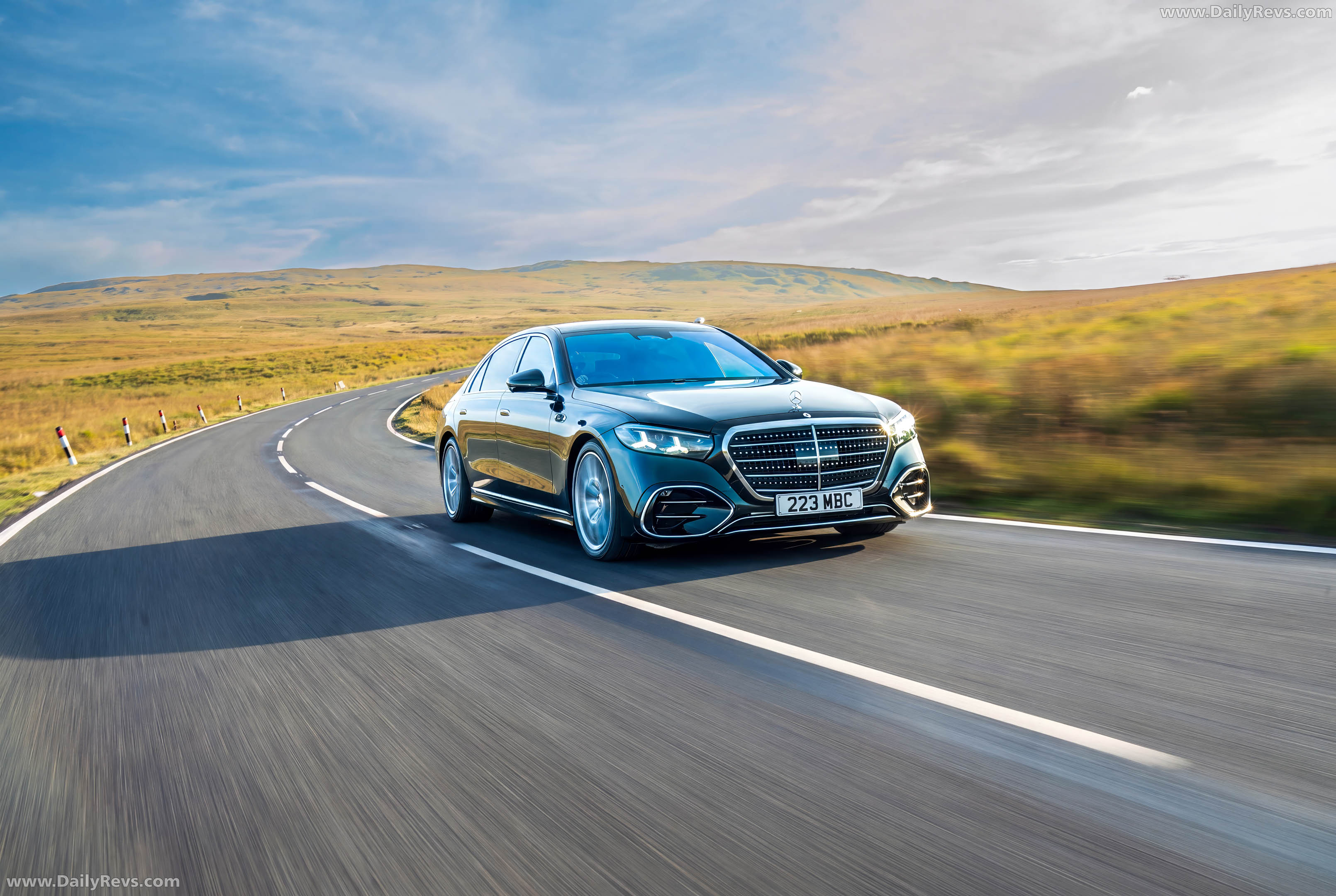 2027 Mercedes-Benz S-Class W223 UK Version Front View