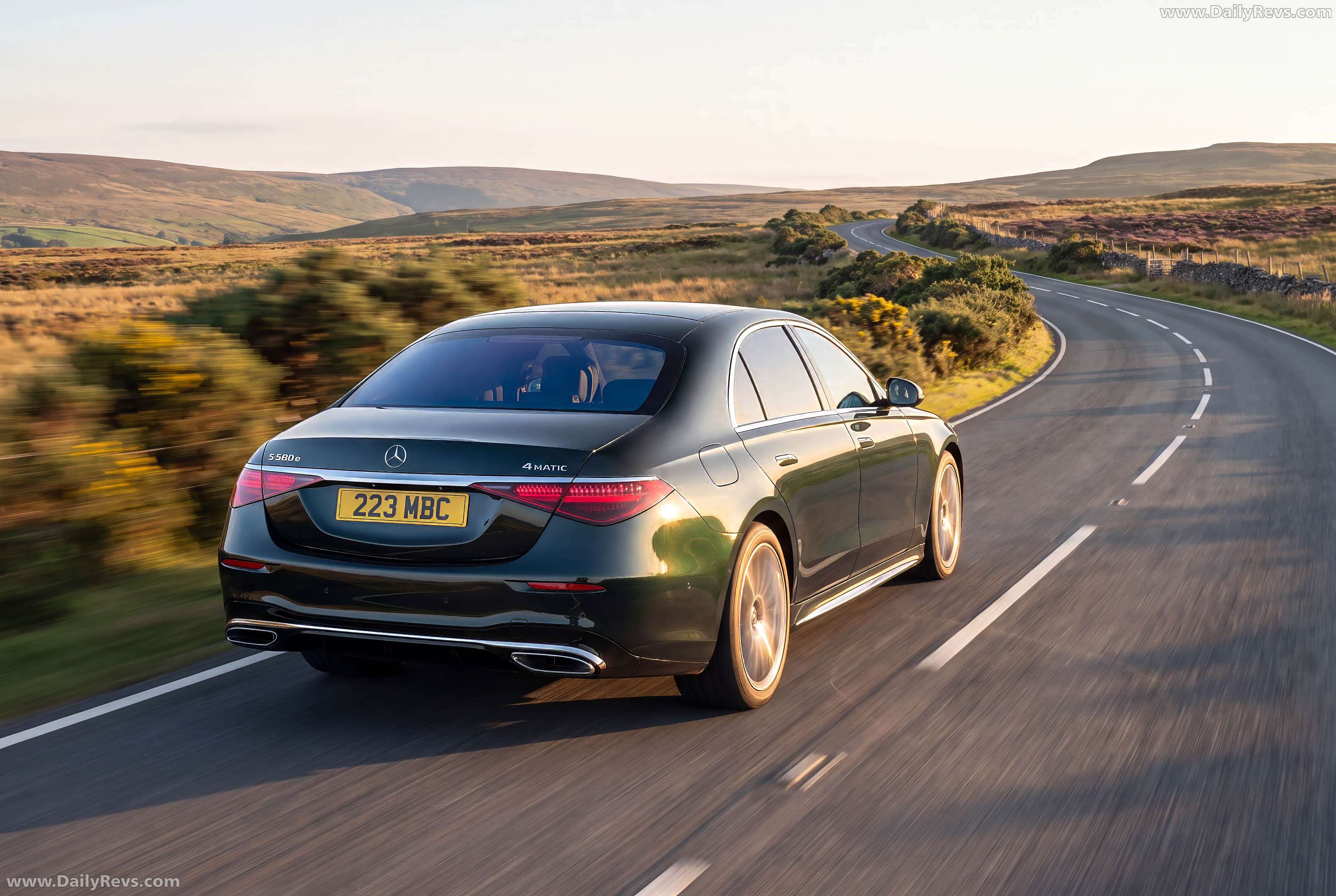 2027 Mercedes-Benz S-Class W223 UK Version Rear View
