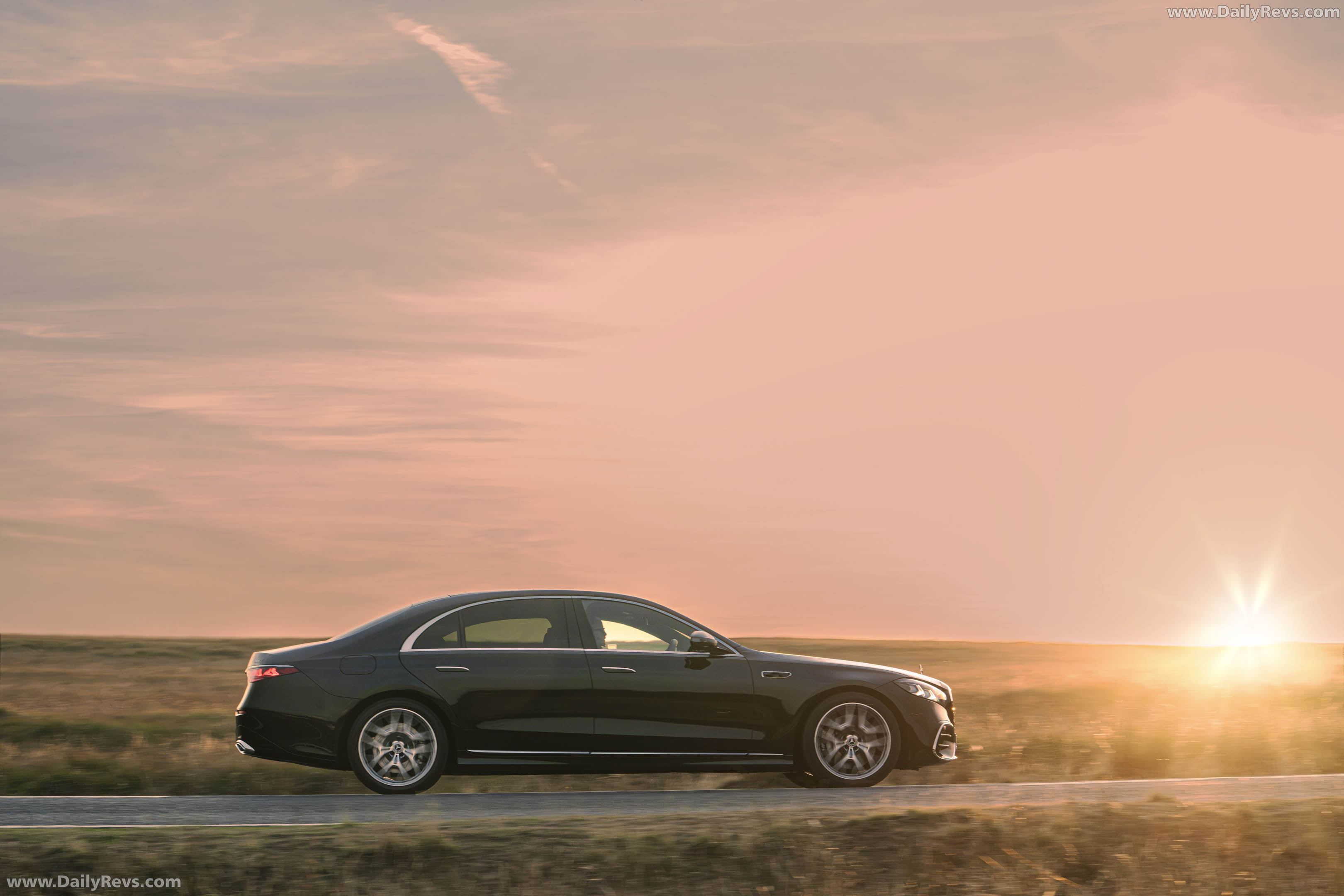 2027 Mercedes-Benz S-Class W223 UK Version Side View