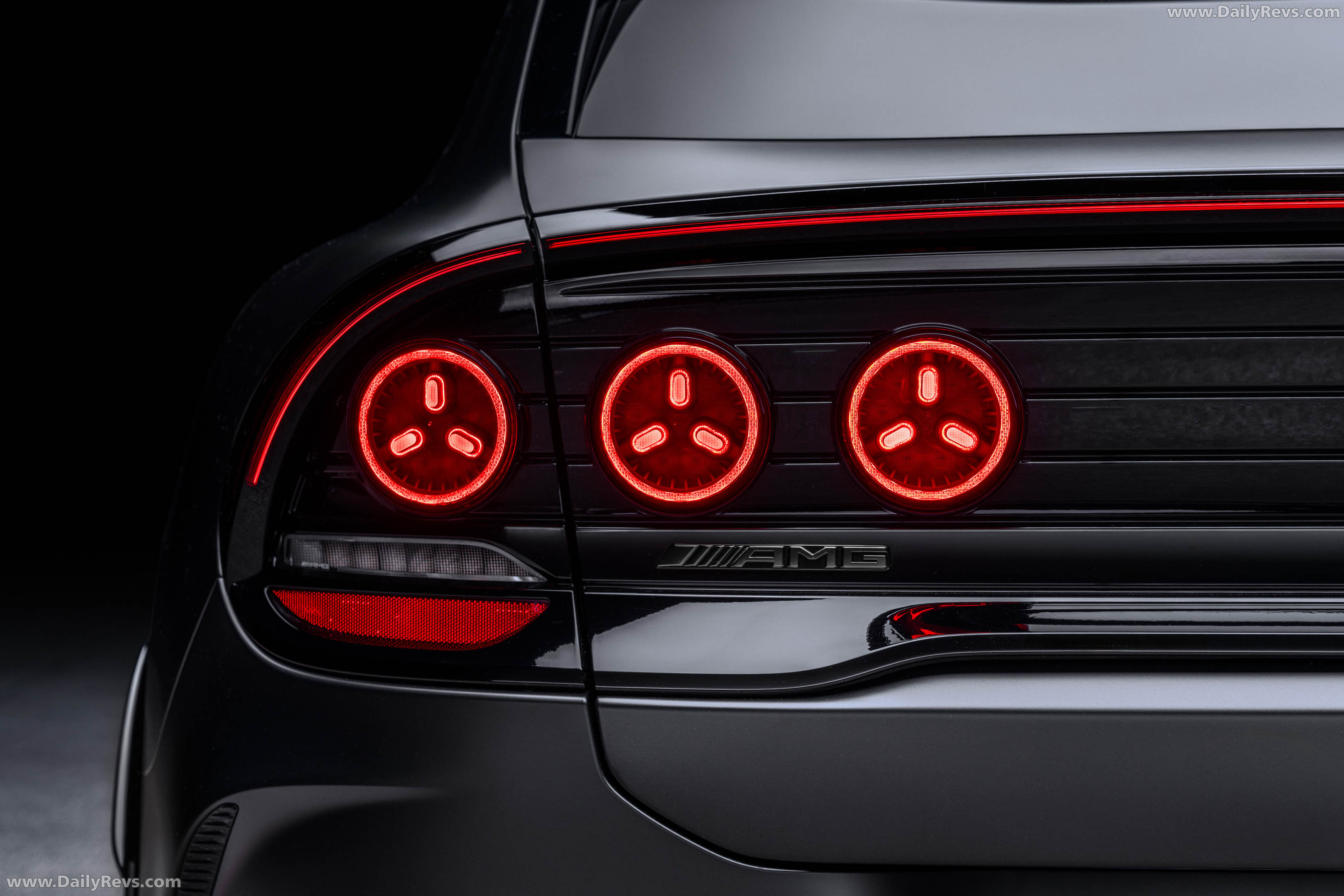 2027 Mercedes-Benz AMG GT SUV X591 Exterior