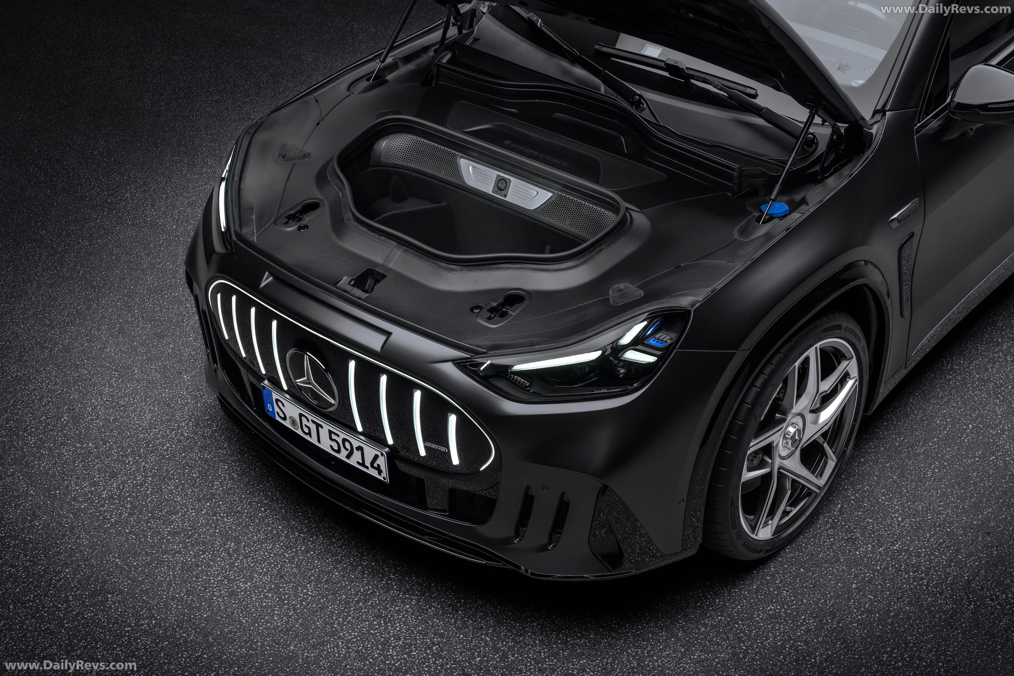 2027 Mercedes-Benz AMG GT SUV X591 Interior