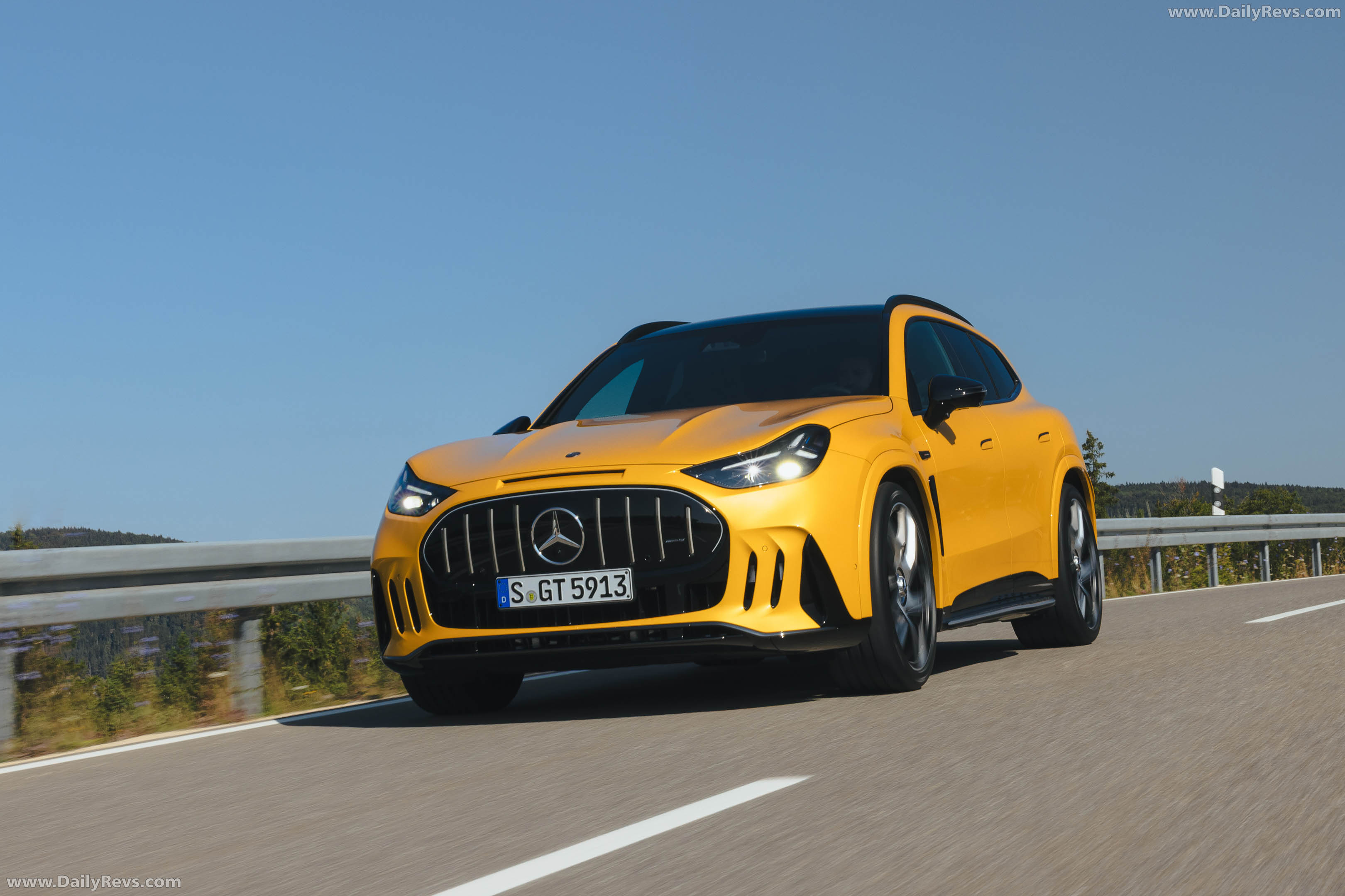 2027 Mercedes-Benz AMG GT 63 SUV X591 Front View