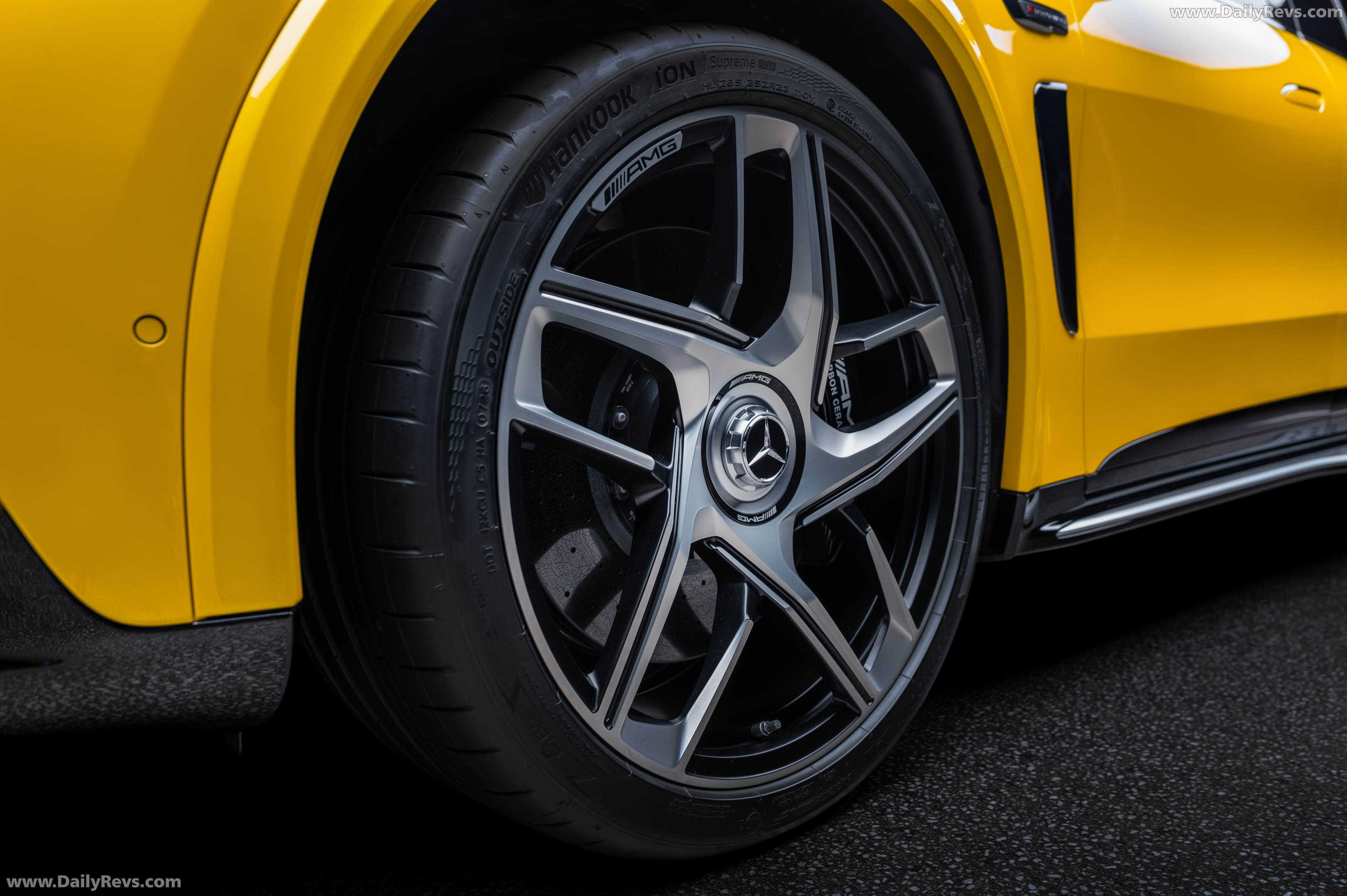 2027 Mercedes-Benz AMG GT 63 SUV X591 Exterior