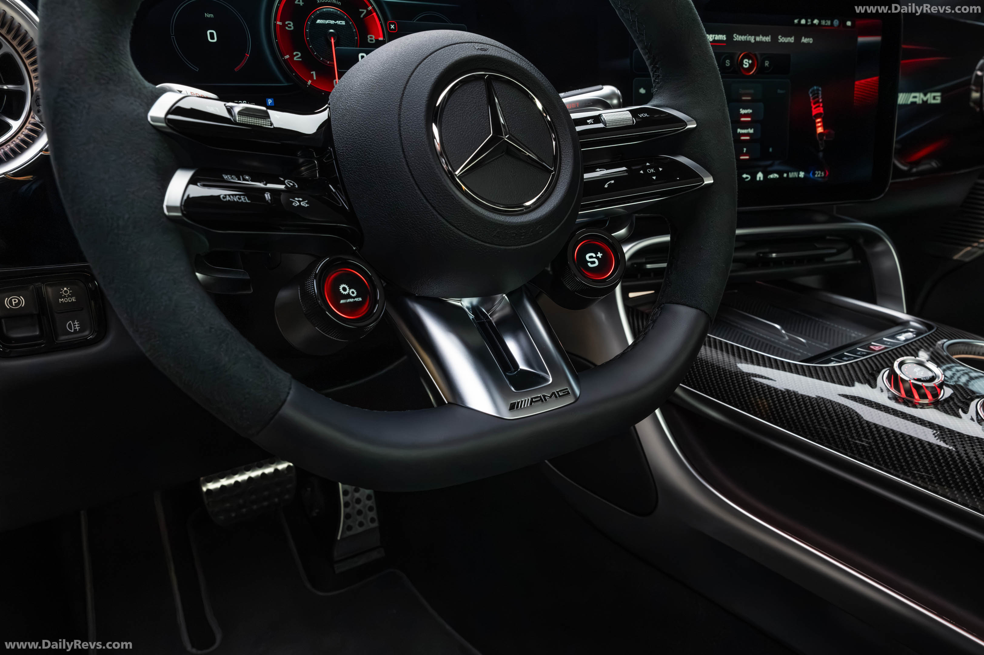 2027 Mercedes-Benz AMG GT 63 SUV X591 Interior