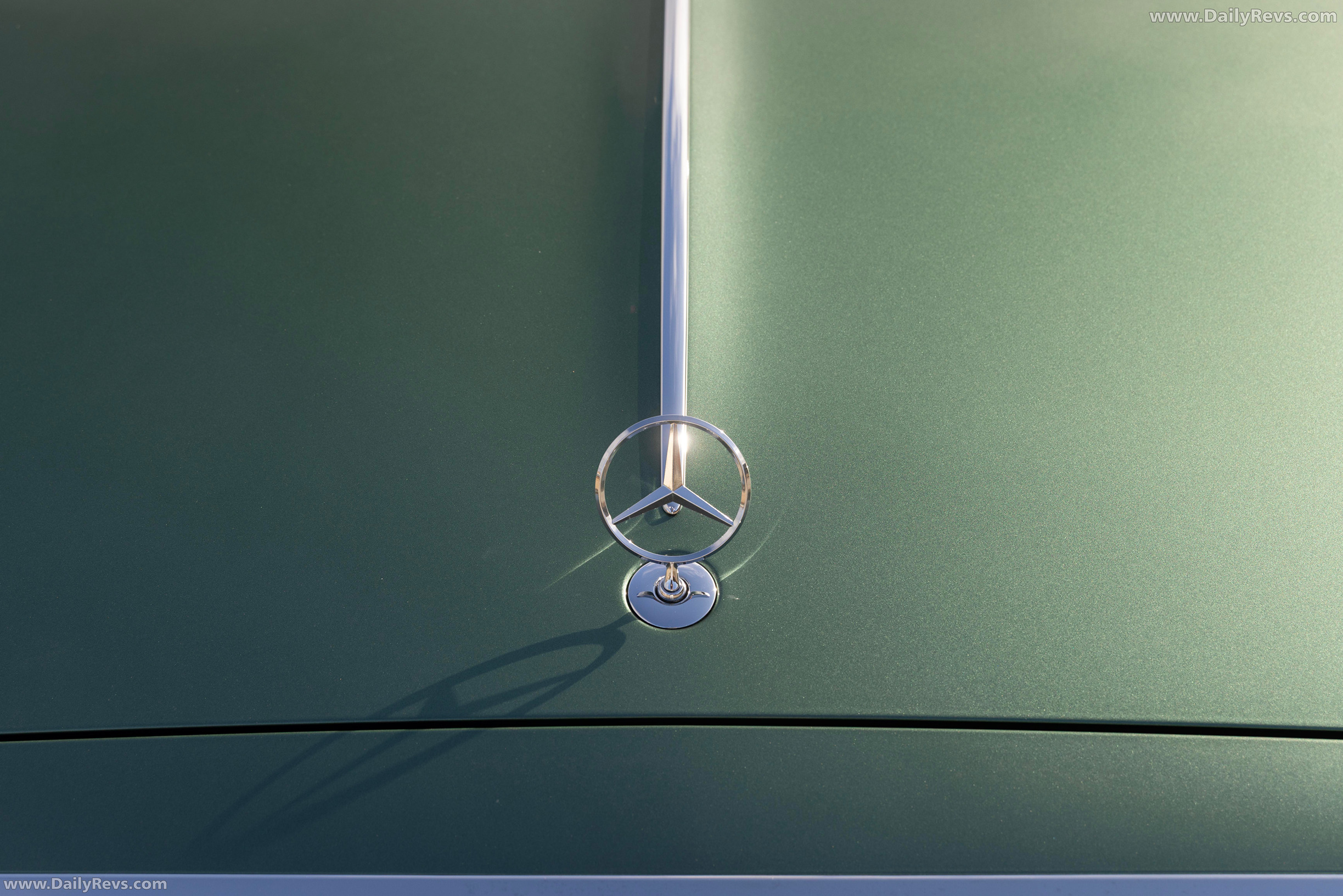 2026 Mercedes-Maybach S 680 Edition Emerald Isle Exterior