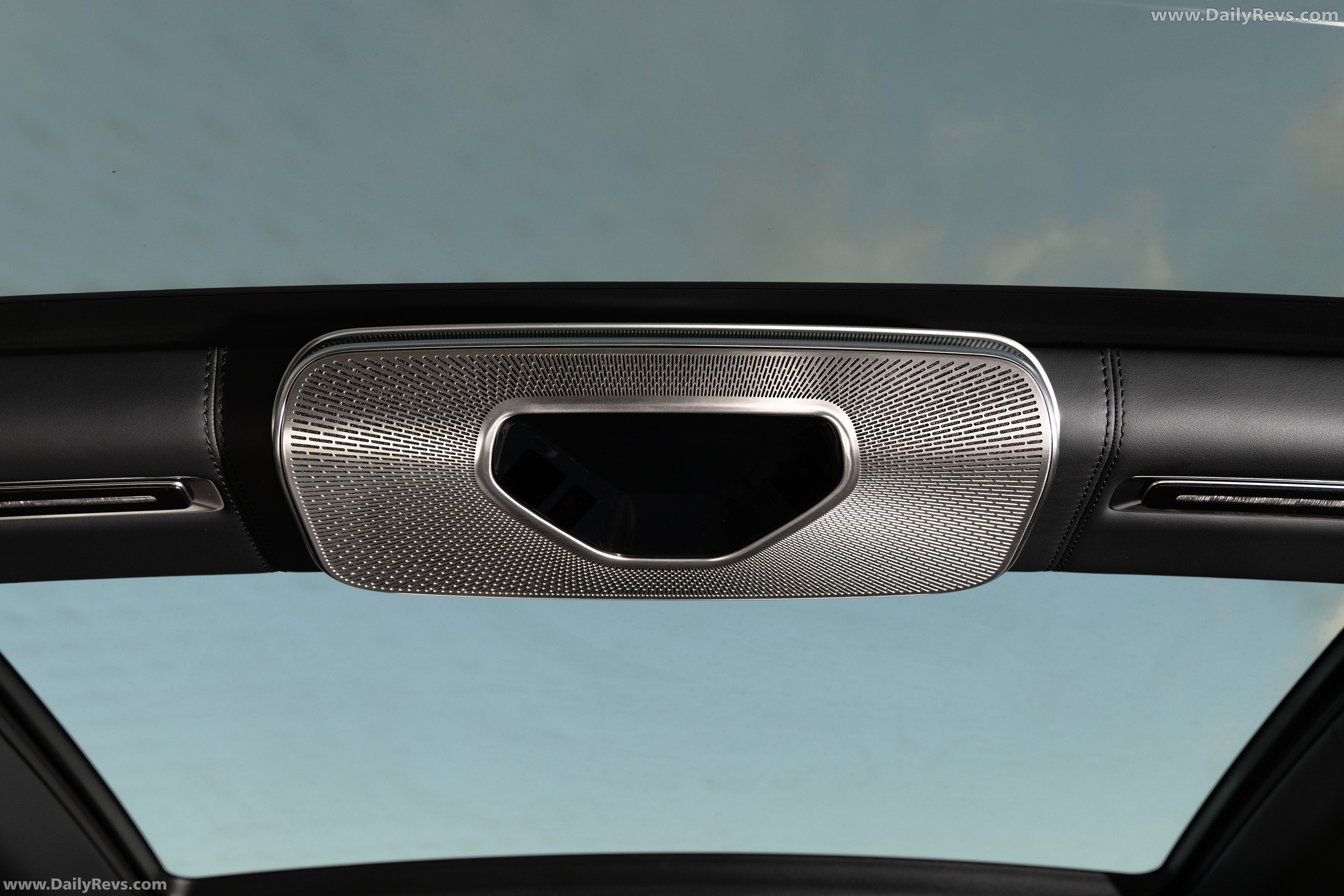 2026 Mercedes-Maybach S 680 Edition Emerald Isle Interior