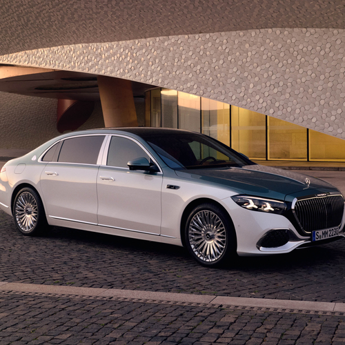2027 Mercedes-Maybach S 680 MANUFAKTUR Front View