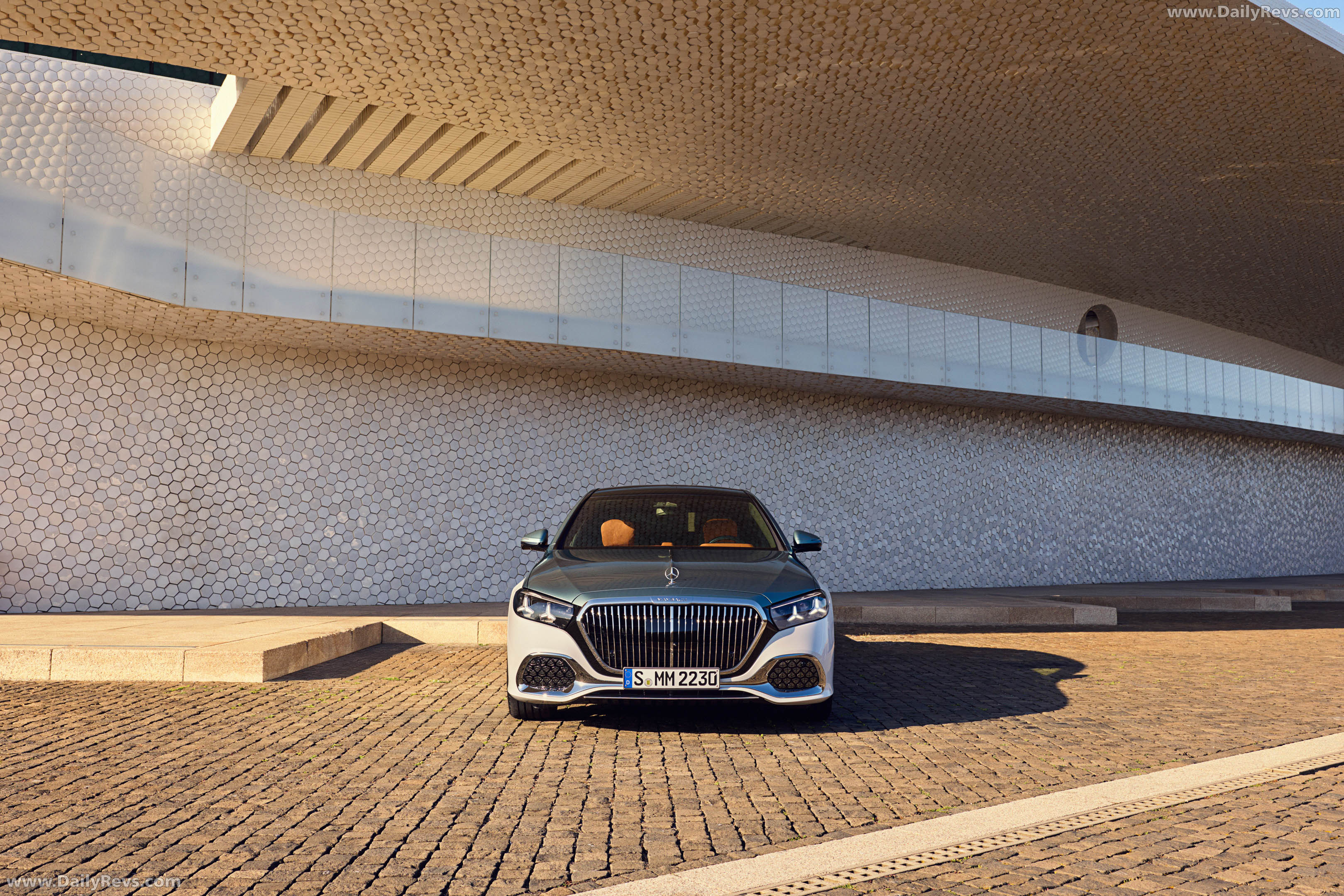 2027 Mercedes-Maybach S 680 MANUFAKTUR Front View