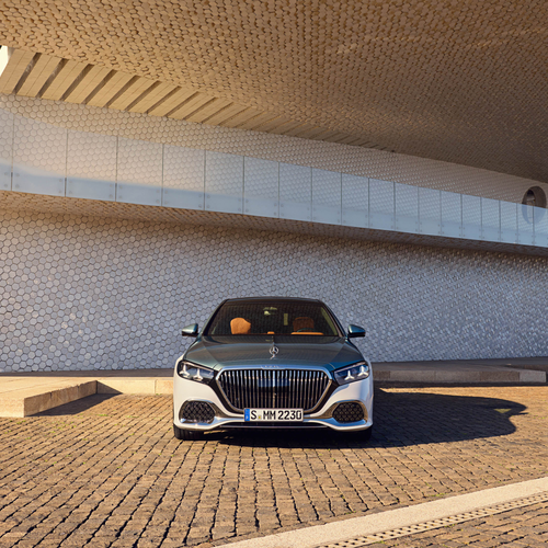 2027 Mercedes-Maybach S 680 MANUFAKTUR Front View