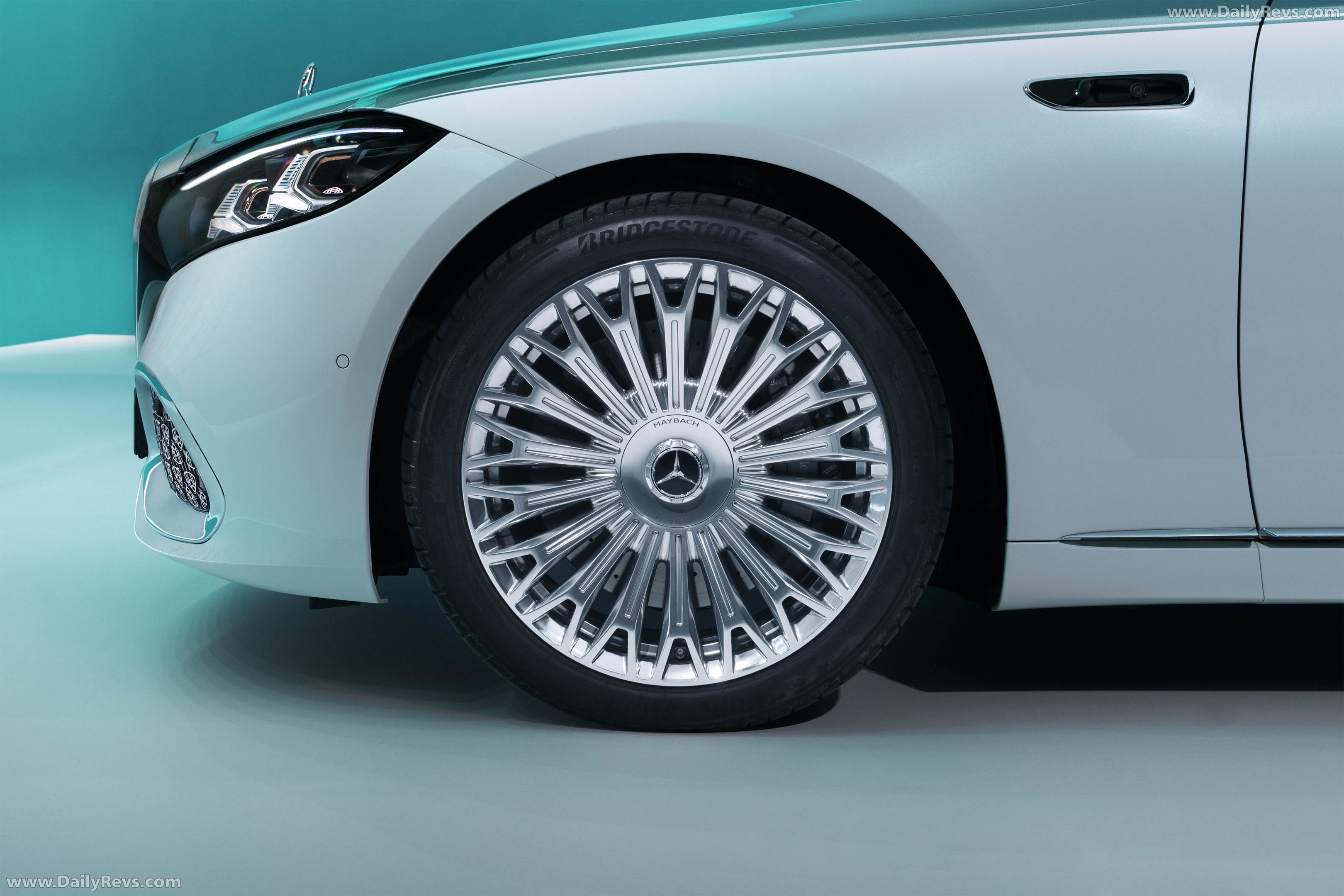 2027 Mercedes-Maybach S 680 MANUFAKTUR Exterior