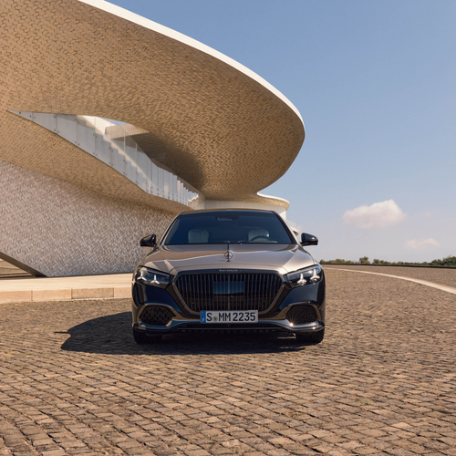 2027 Mercedes-Maybach S 580 Night Series Front View