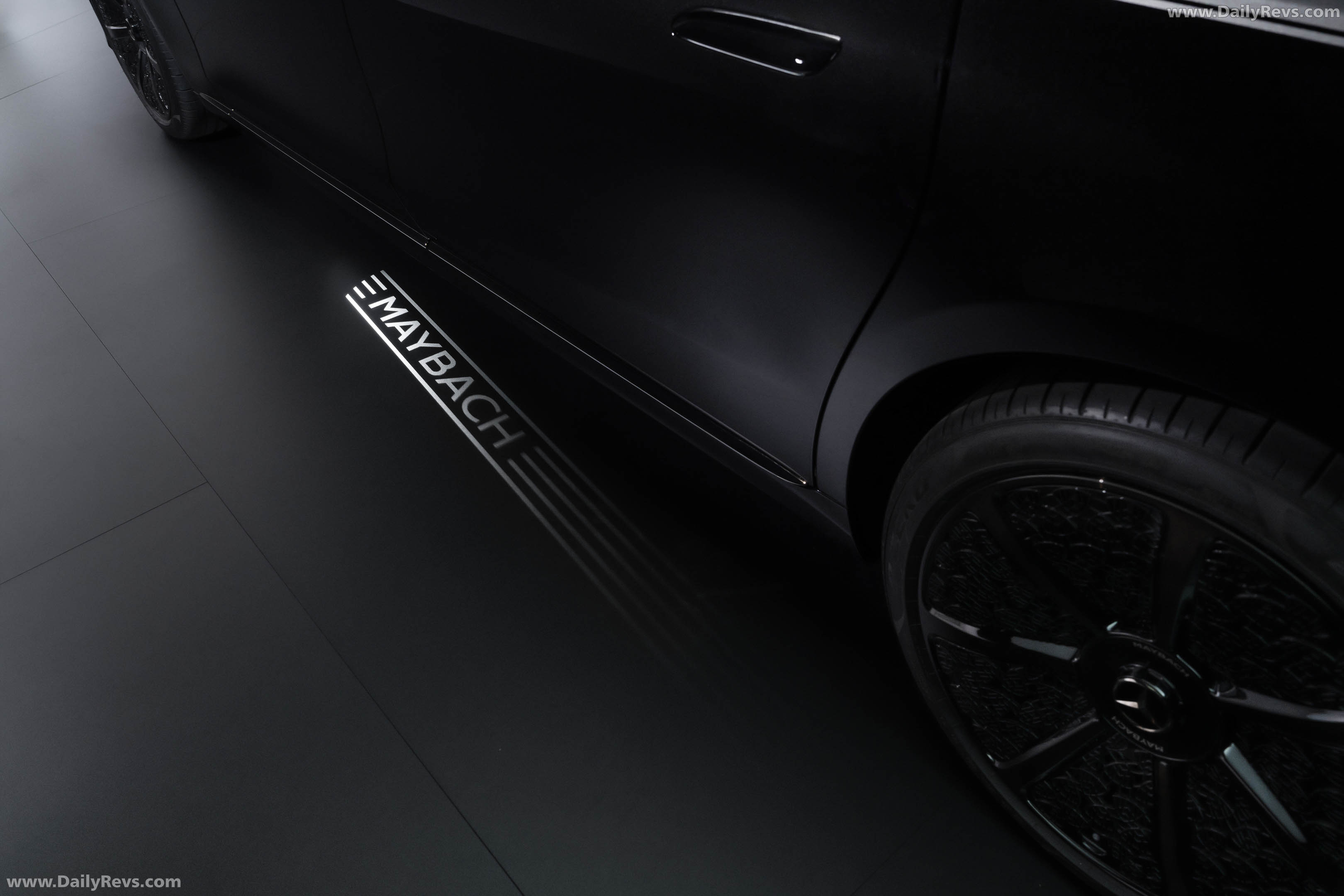 2027 Mercedes-Maybach S 580 Night Series Exterior
