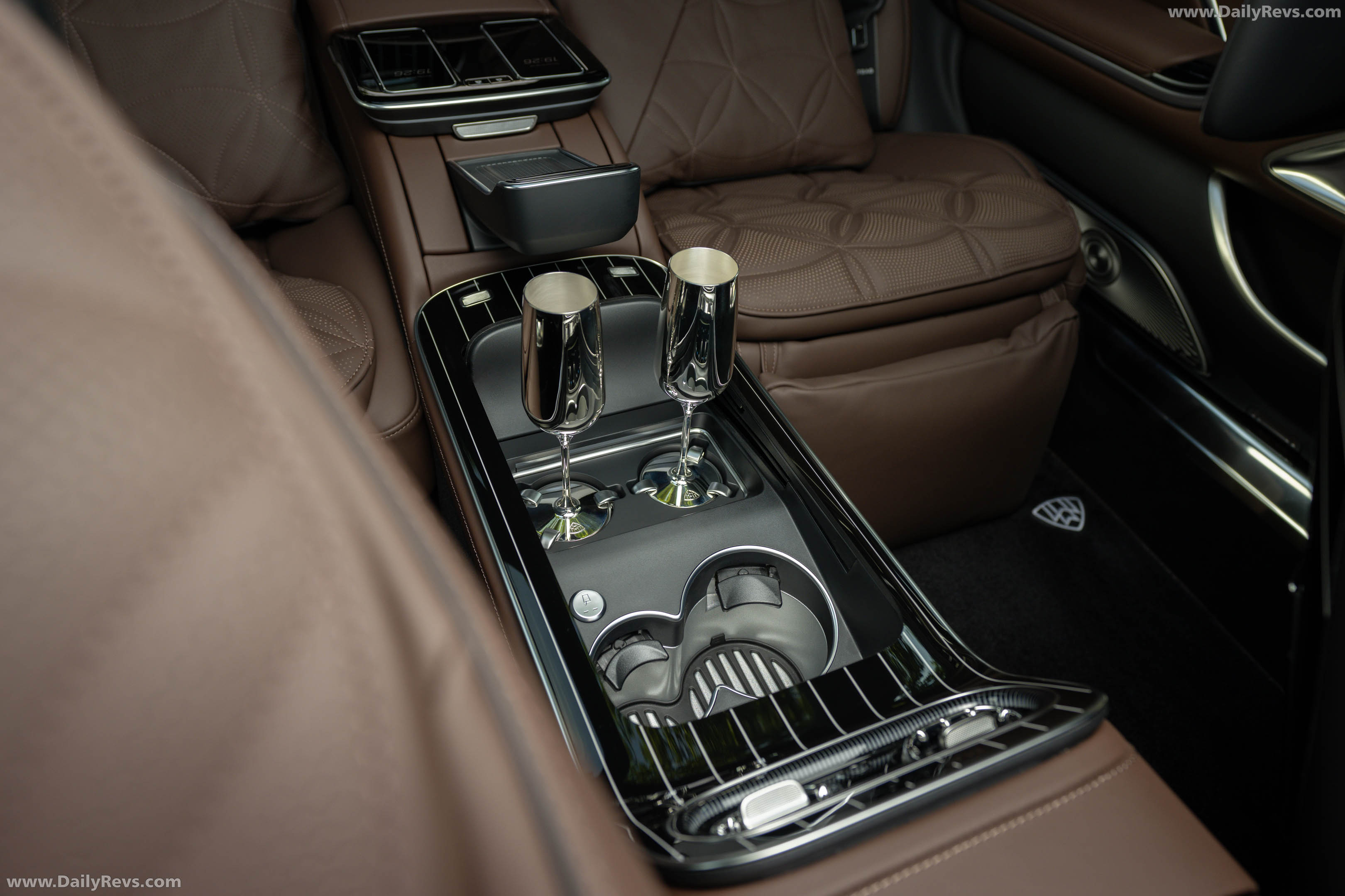 2027 Mercedes-Maybach S 580 Manufaktur Interior