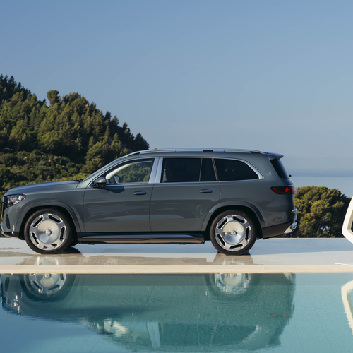 2027 Mercedes-Maybach GLS 680 Side View