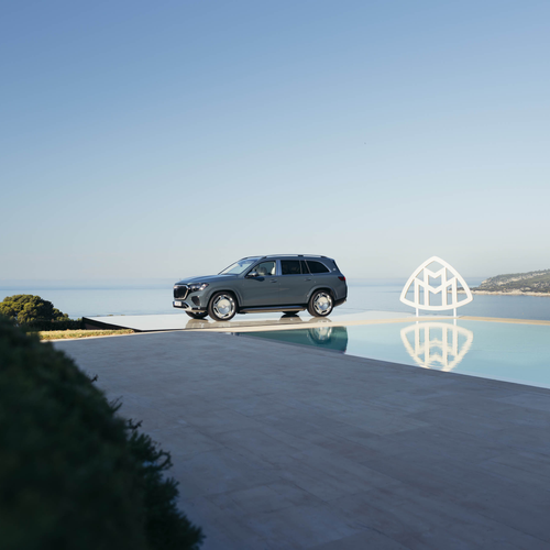 2027 Mercedes-Maybach GLS 680 Side View